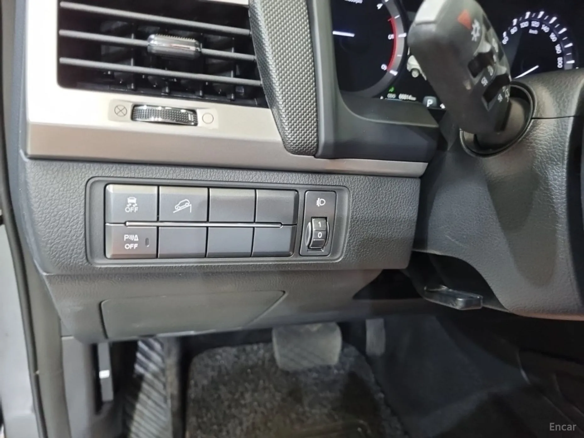 KG Mobility (SsangYong) Rexton Sports превью 11