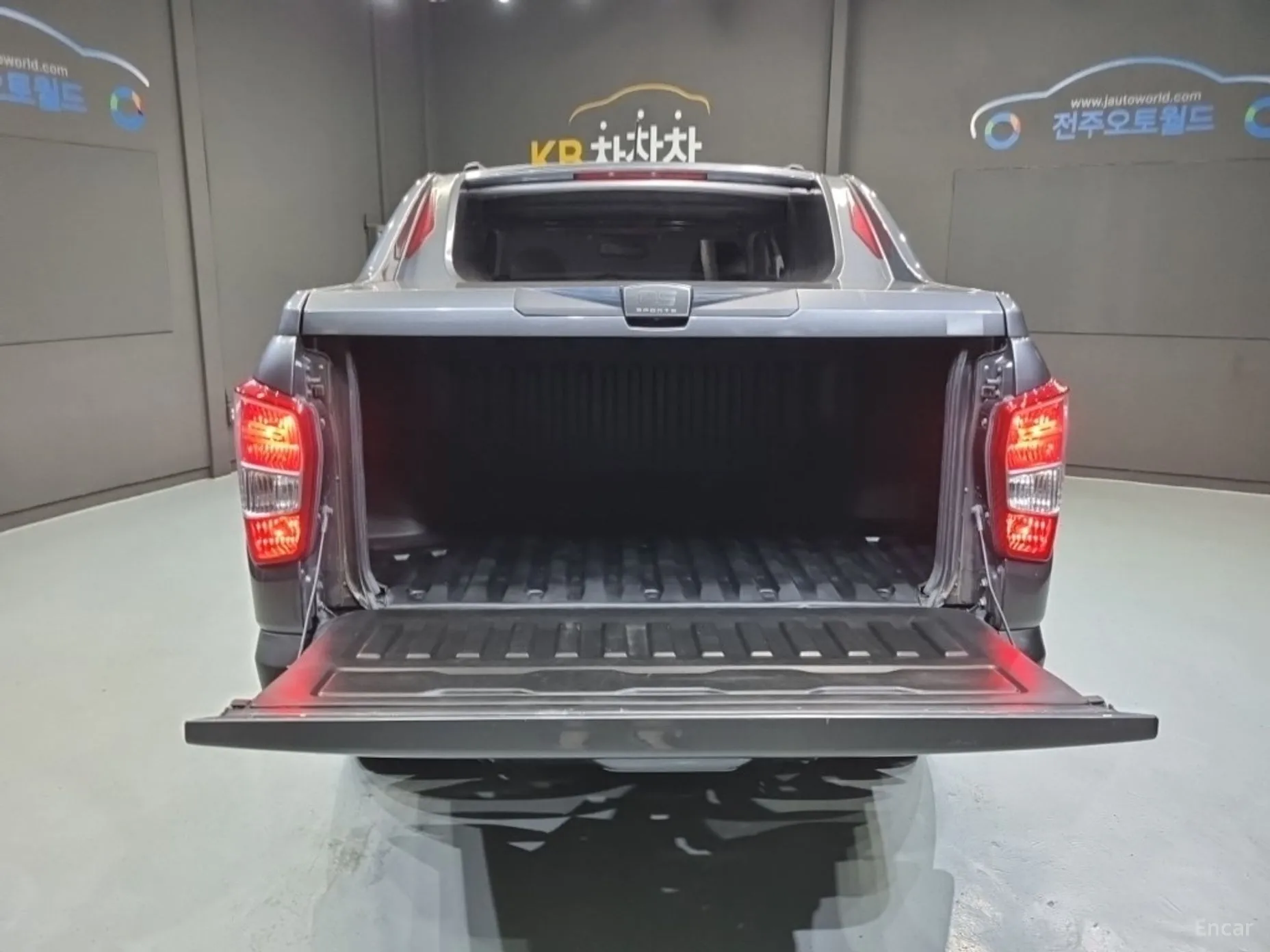KG Mobility (SsangYong) Rexton Sports превью 16