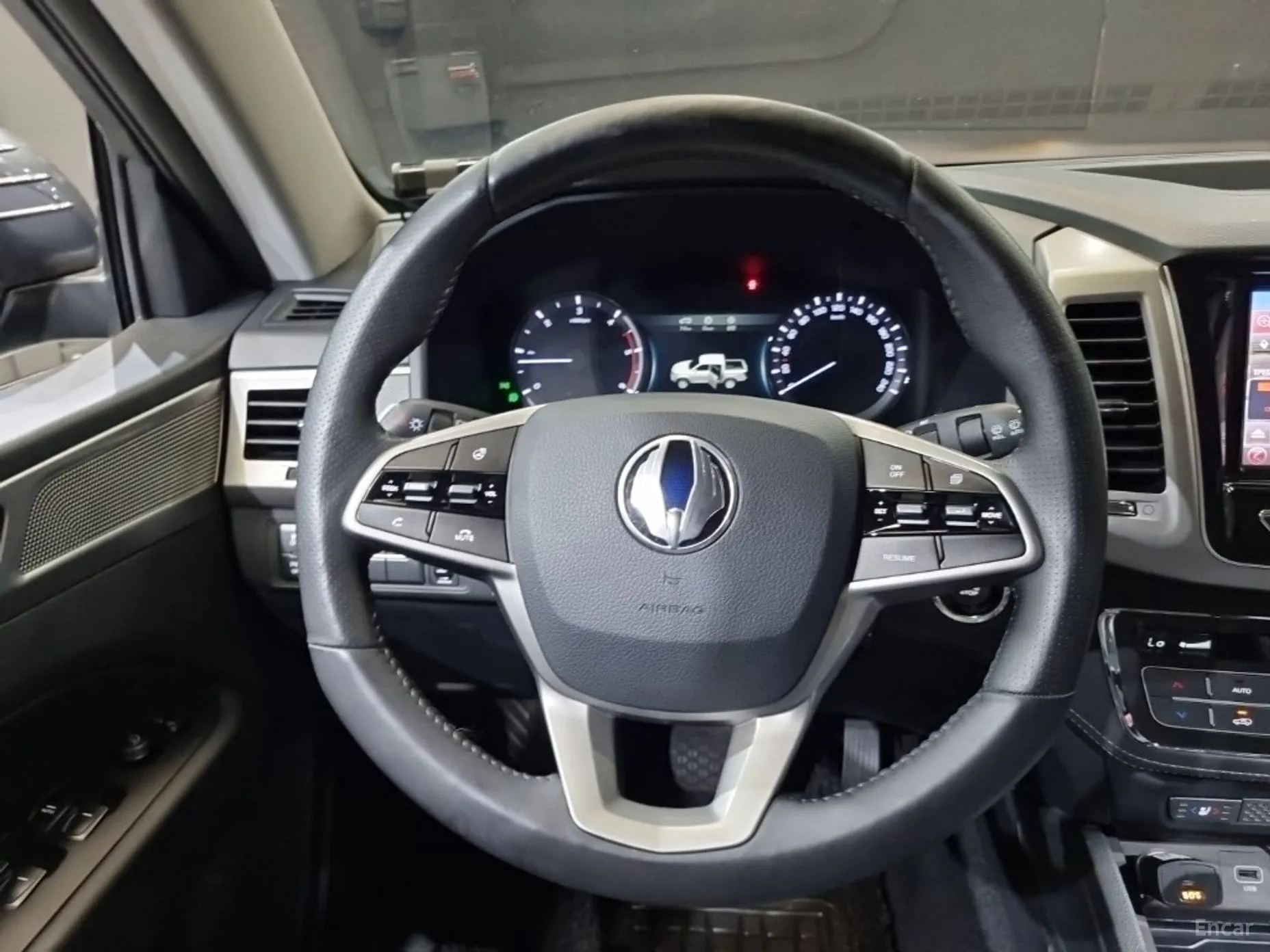 KG Mobility (SsangYong) Rexton Sports превью 20