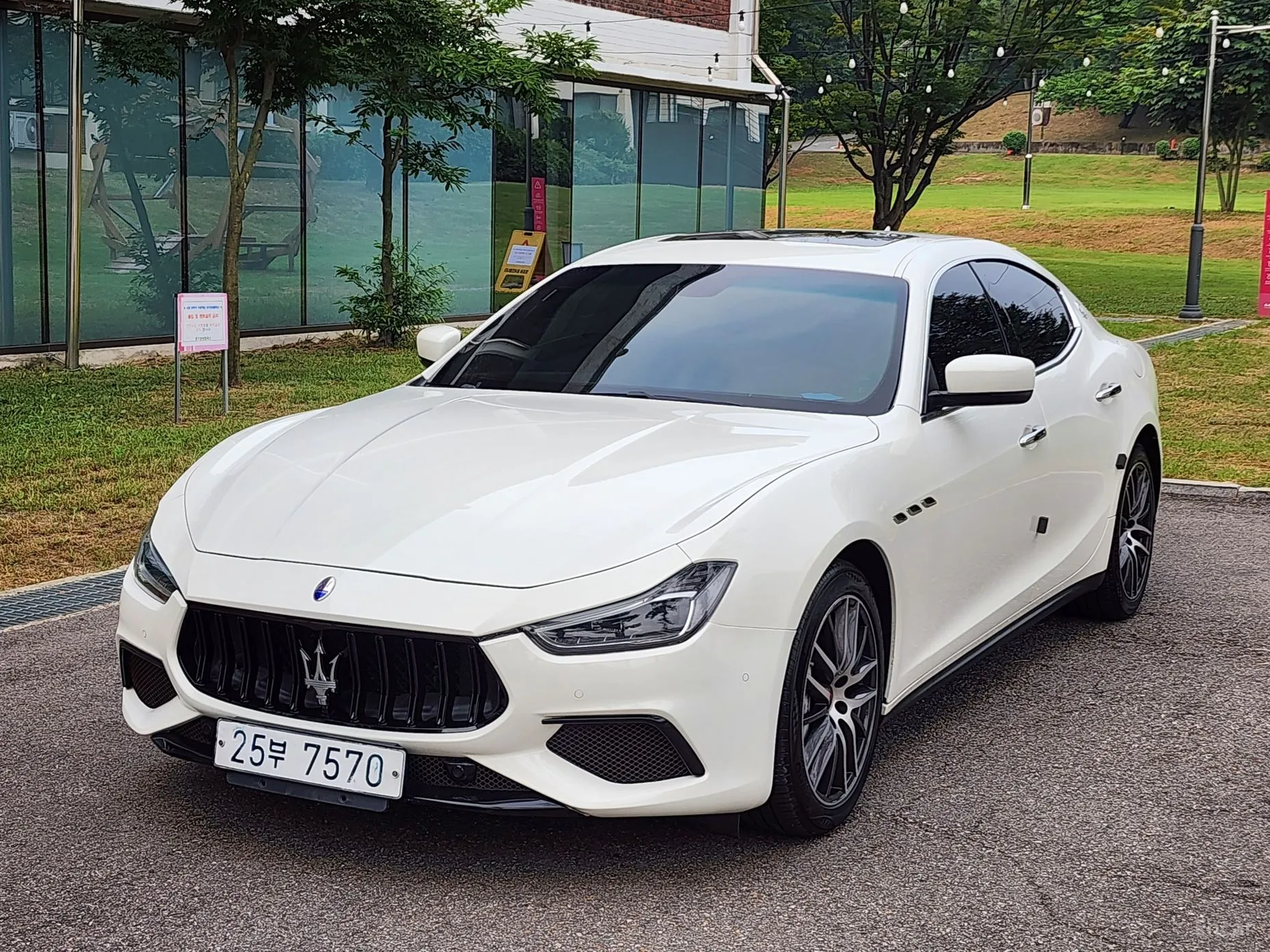 Maserati Ghibli