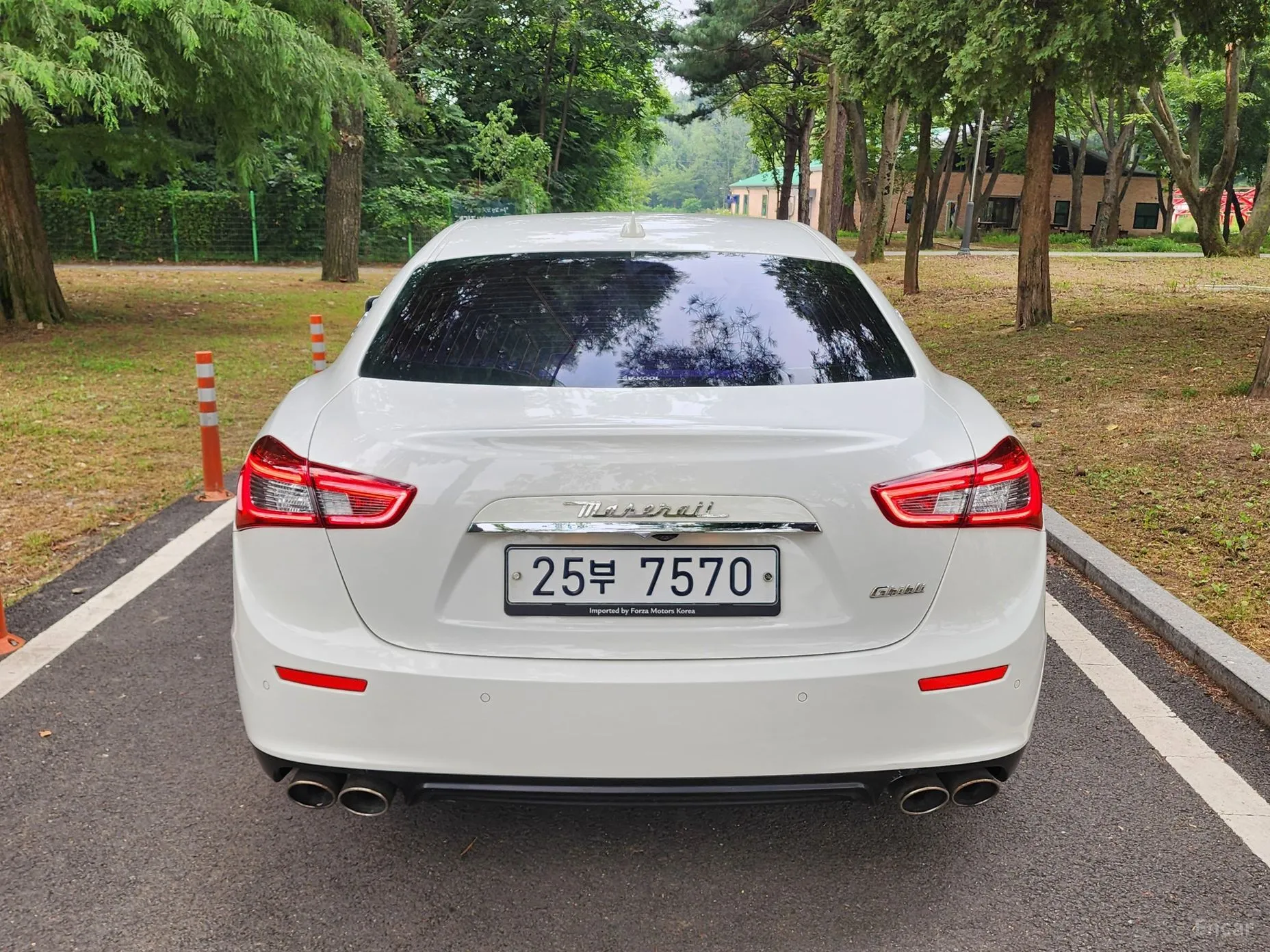Maserati Ghibli превью 9