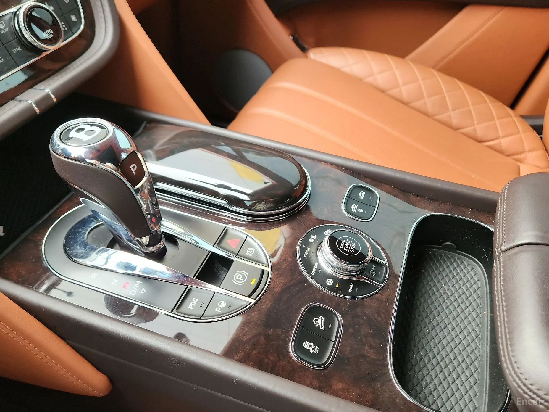 Bentley Bentayga превью 16