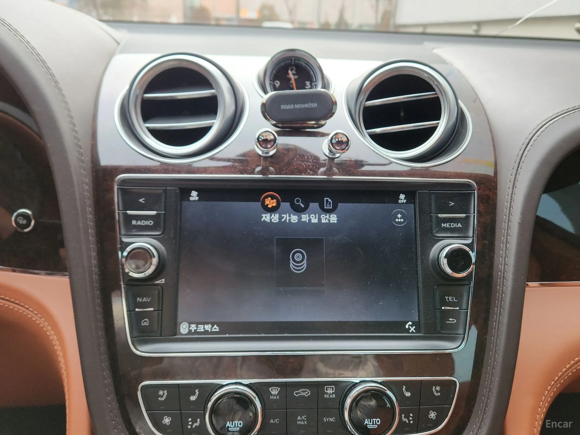Bentley Bentayga превью 17