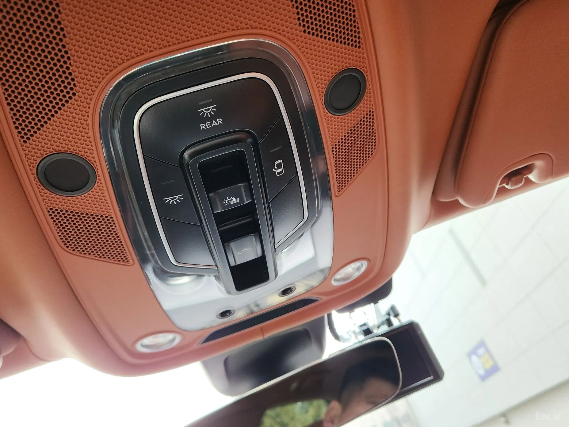 Bentley Bentayga превью 19