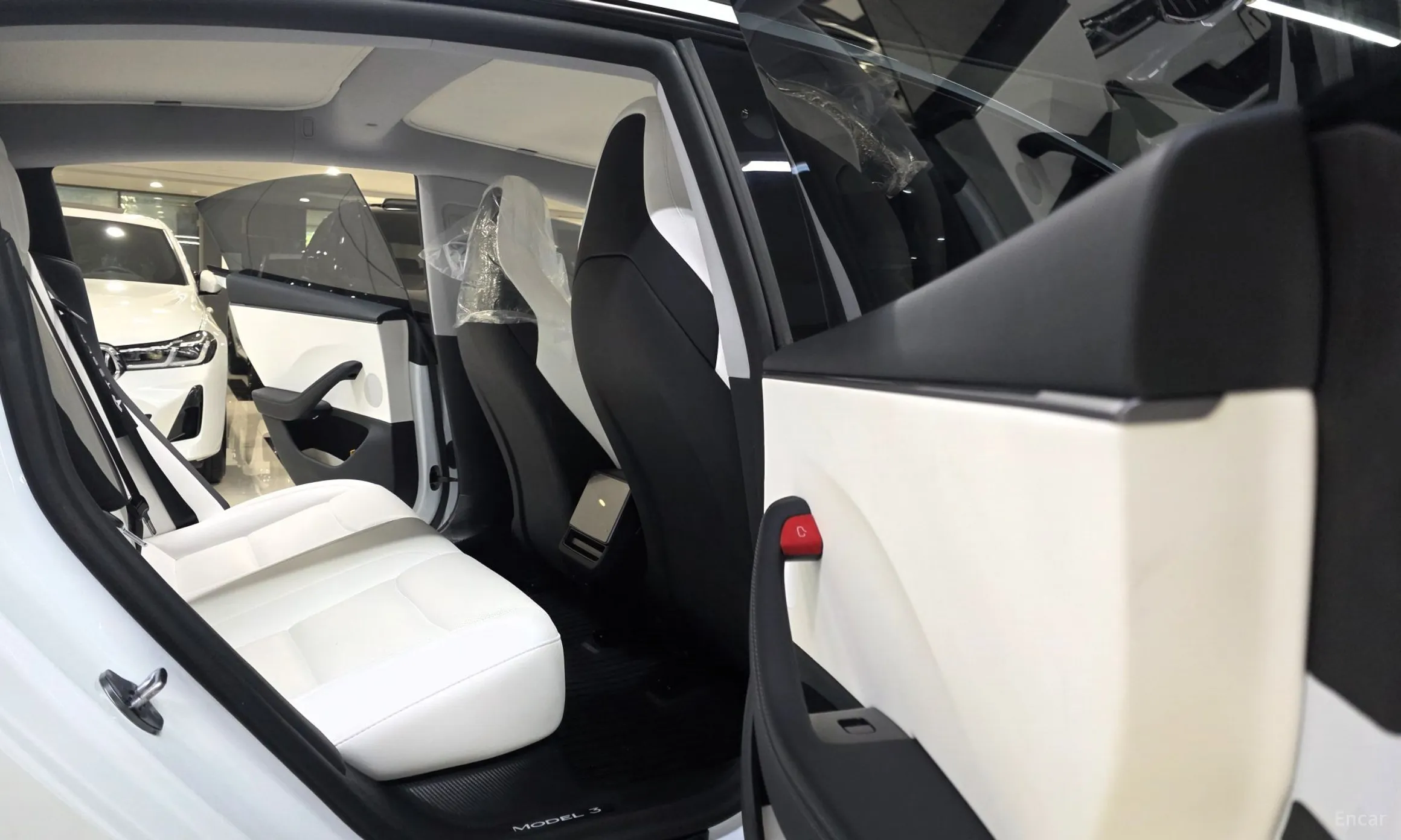 Tesla Model 3 превью 11
