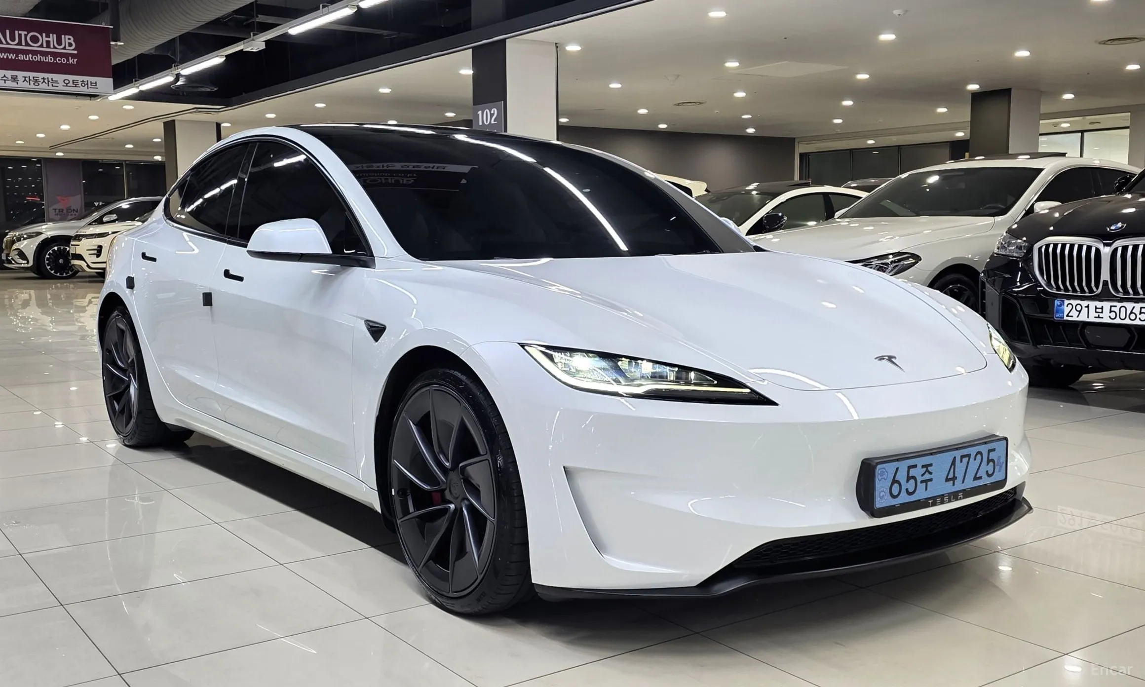 Tesla Model 3 превью 3