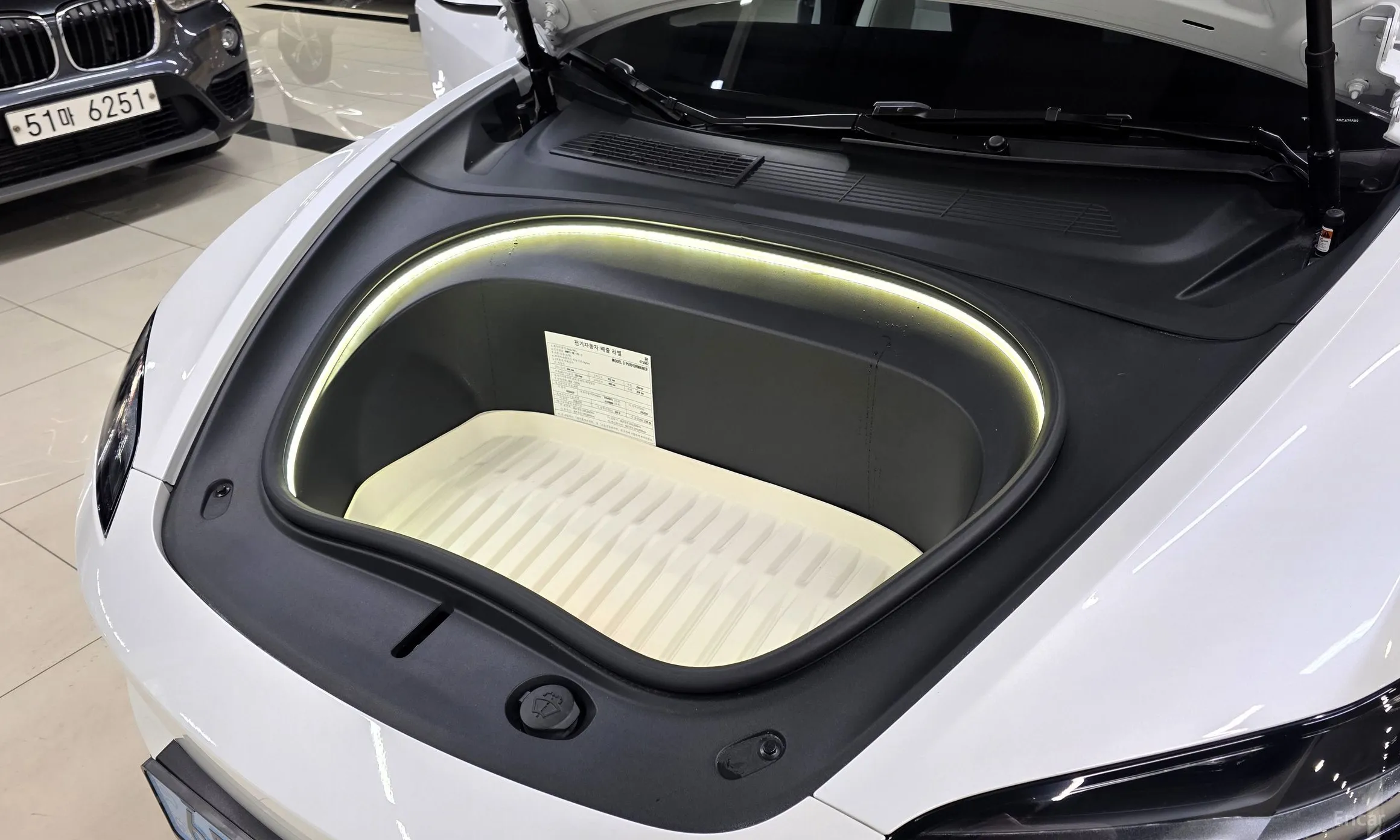 Tesla Model 3 превью 7
