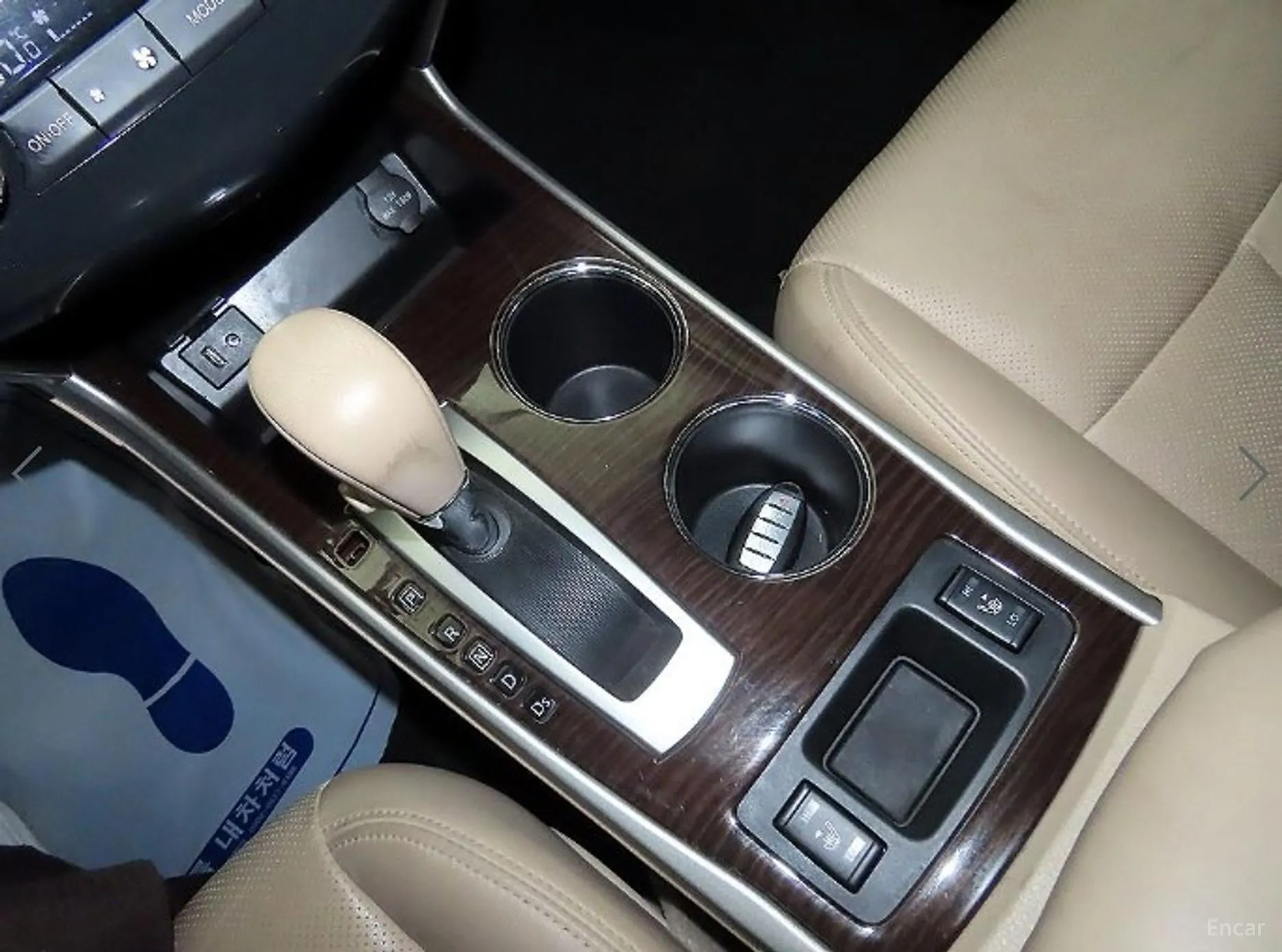Nissan Altima превью 12
