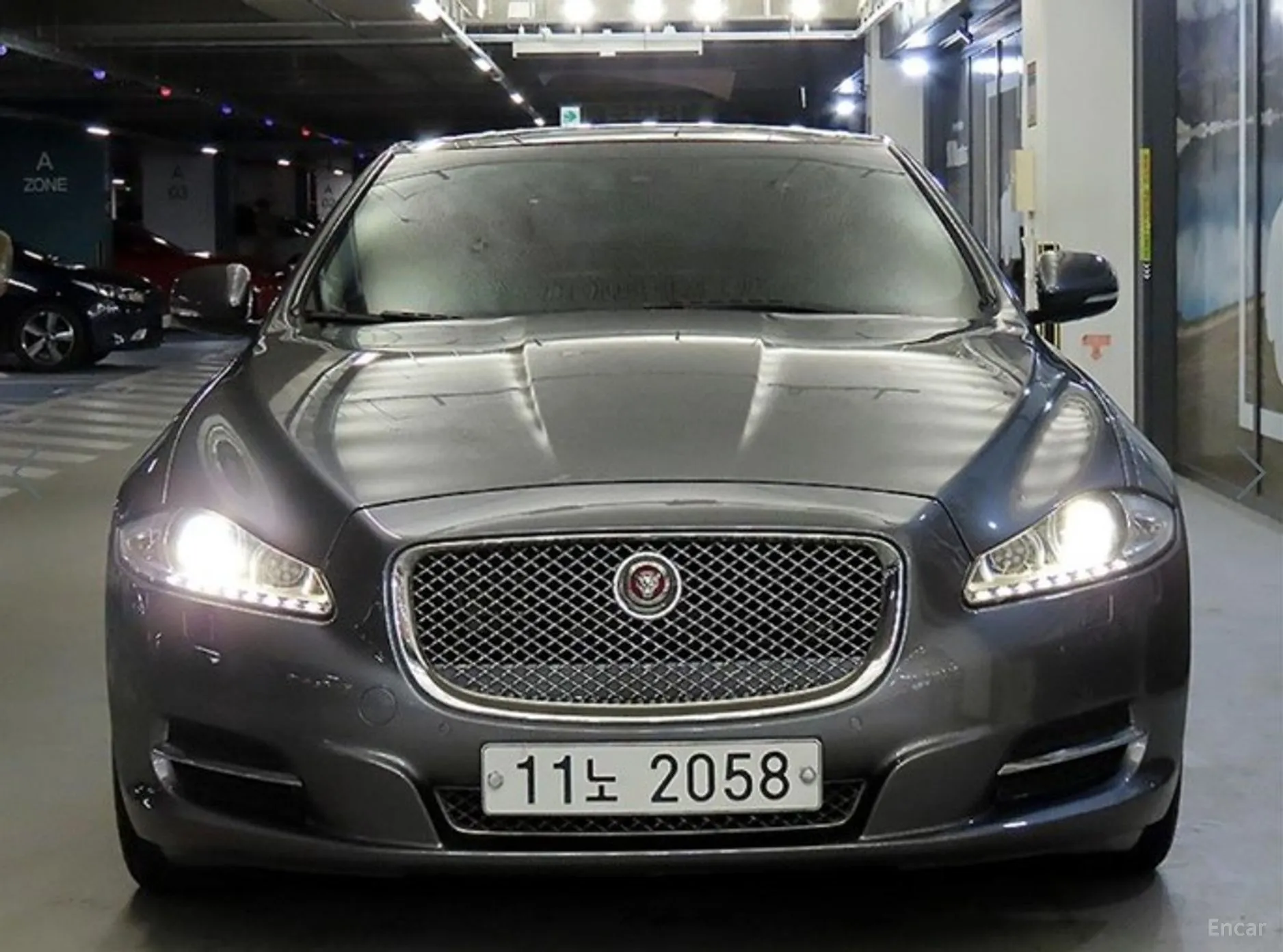 Jaguar All New XJ