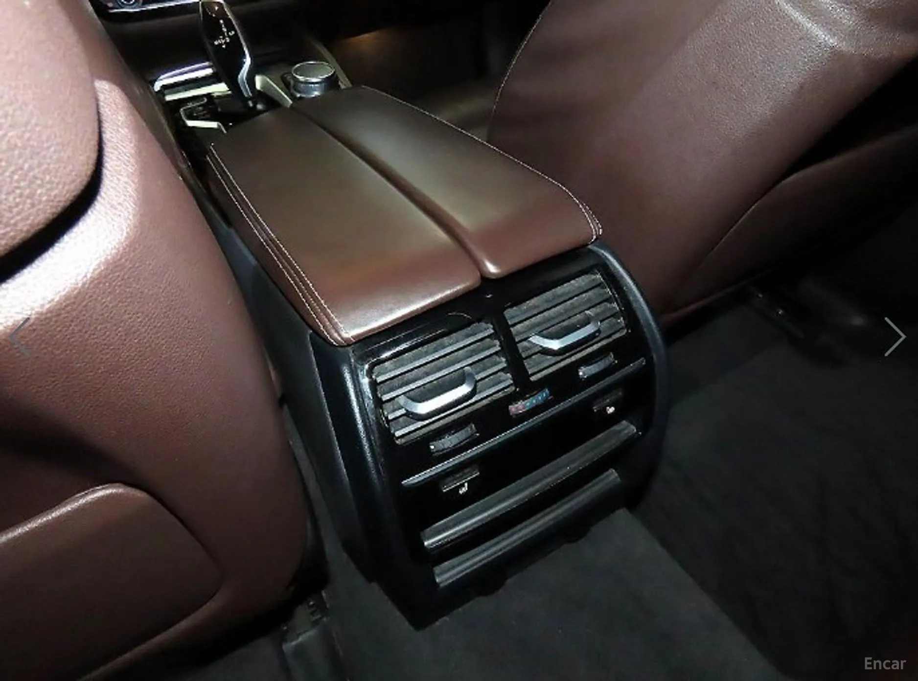 BMW 5 Series (G30) превью 15