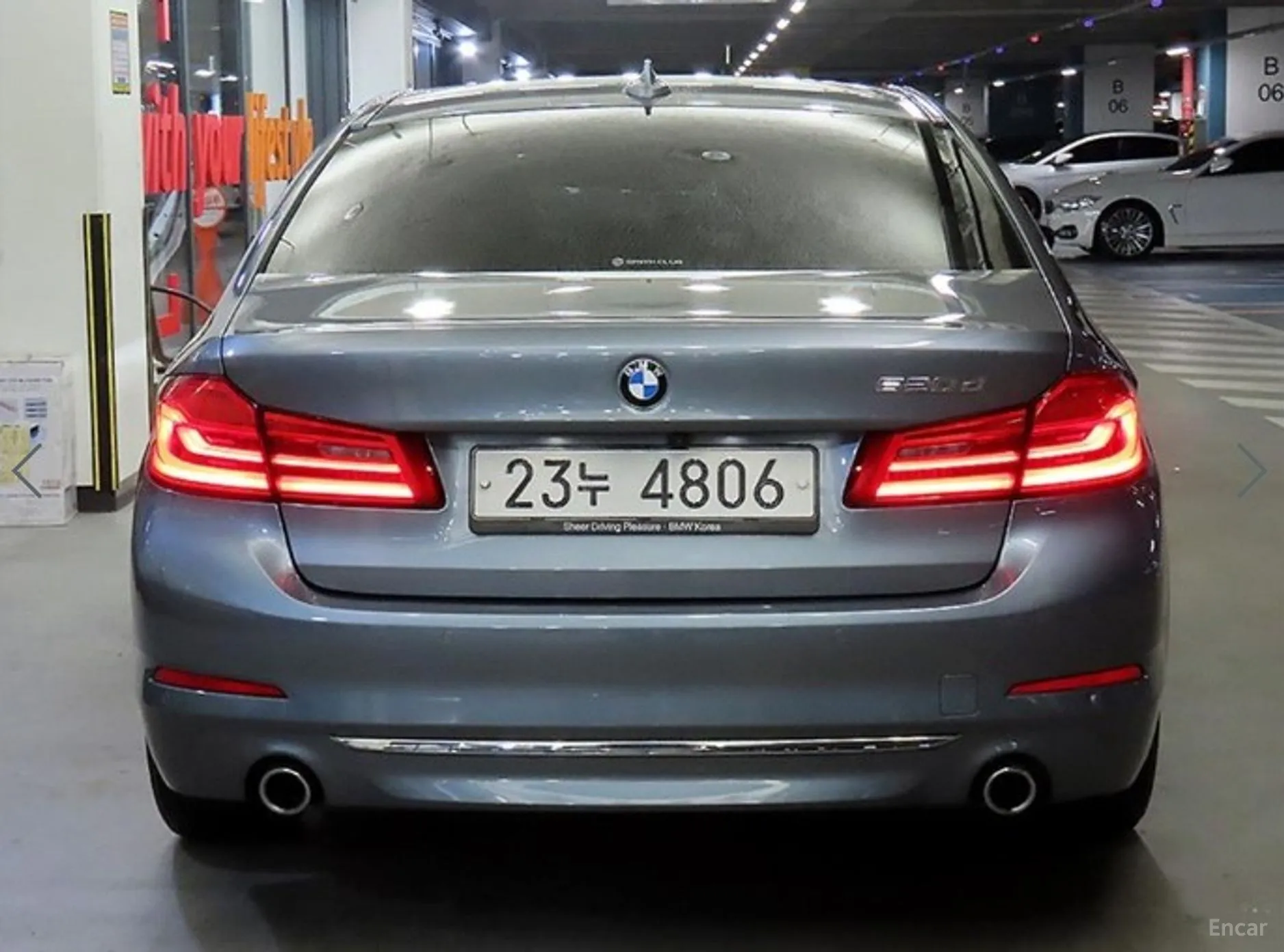 BMW 5 Series (G30) превью 5