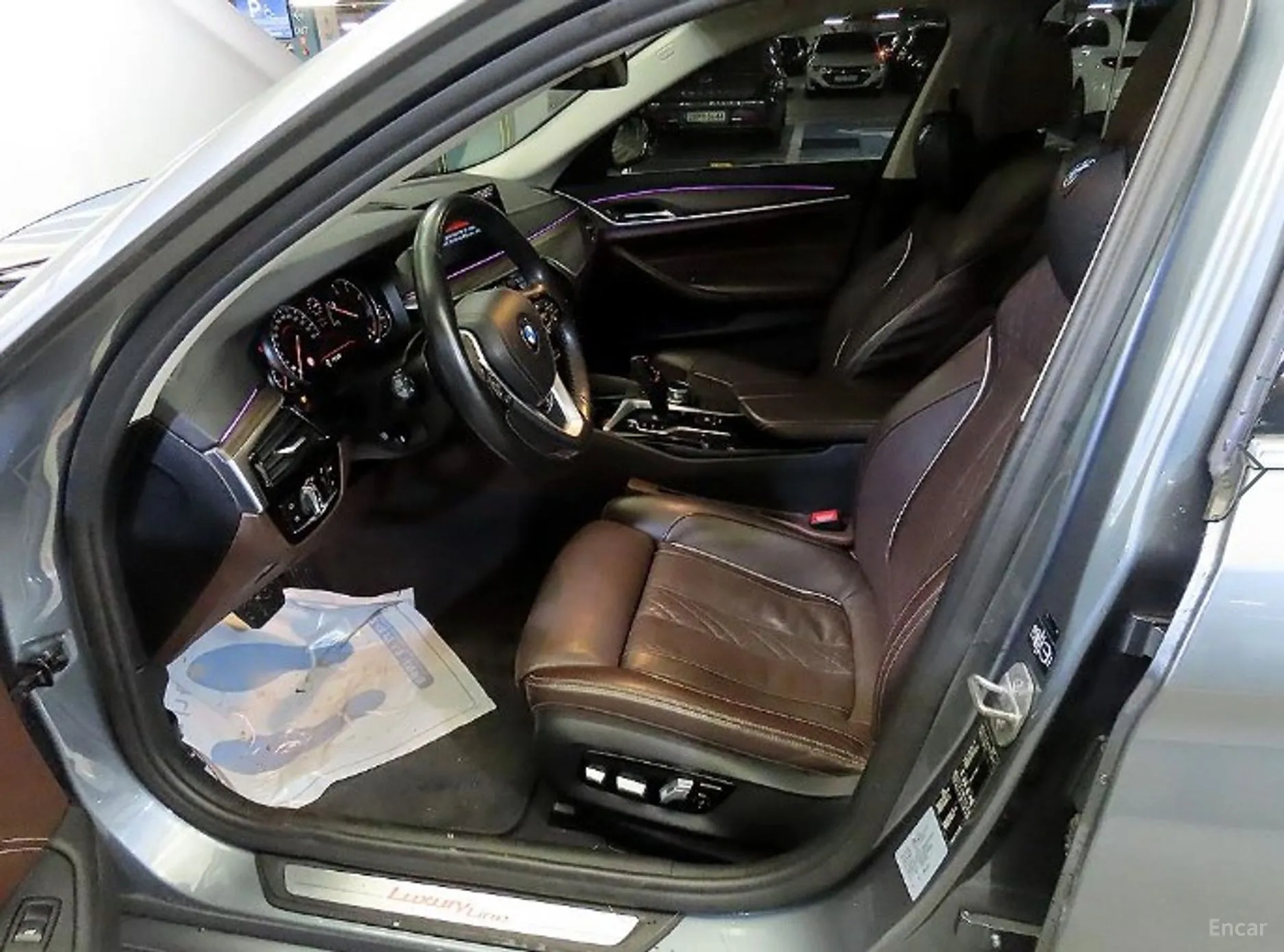BMW 5 Series (G30) превью 6