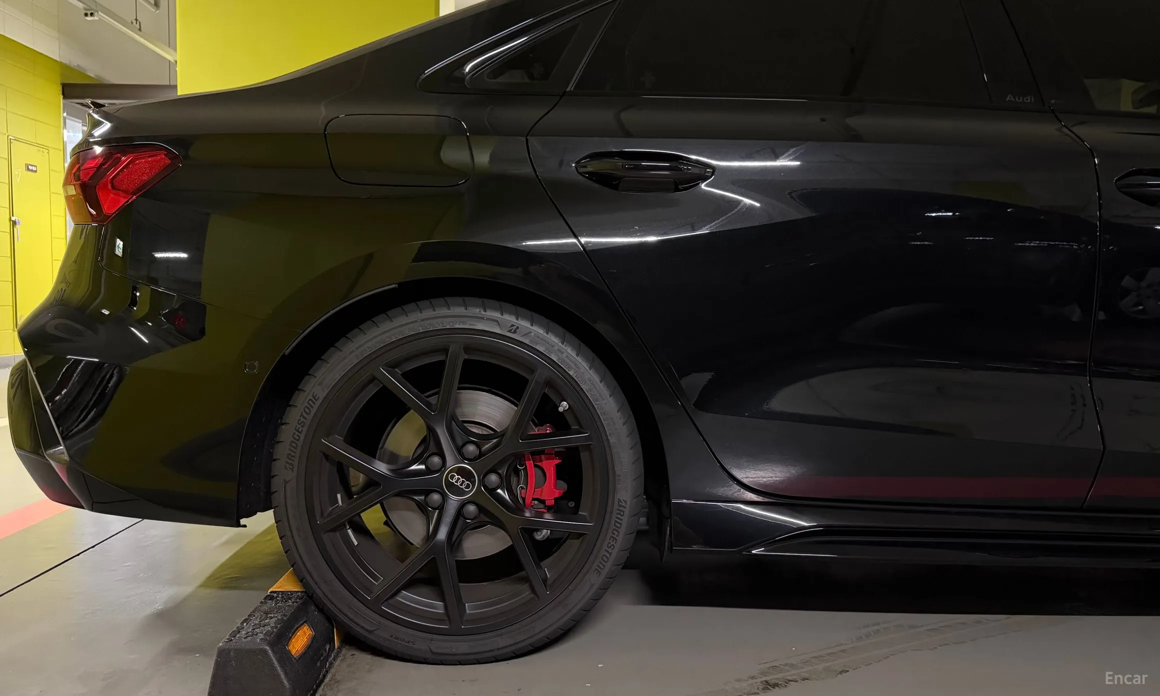 Audi RS3 (8Y) превью 6