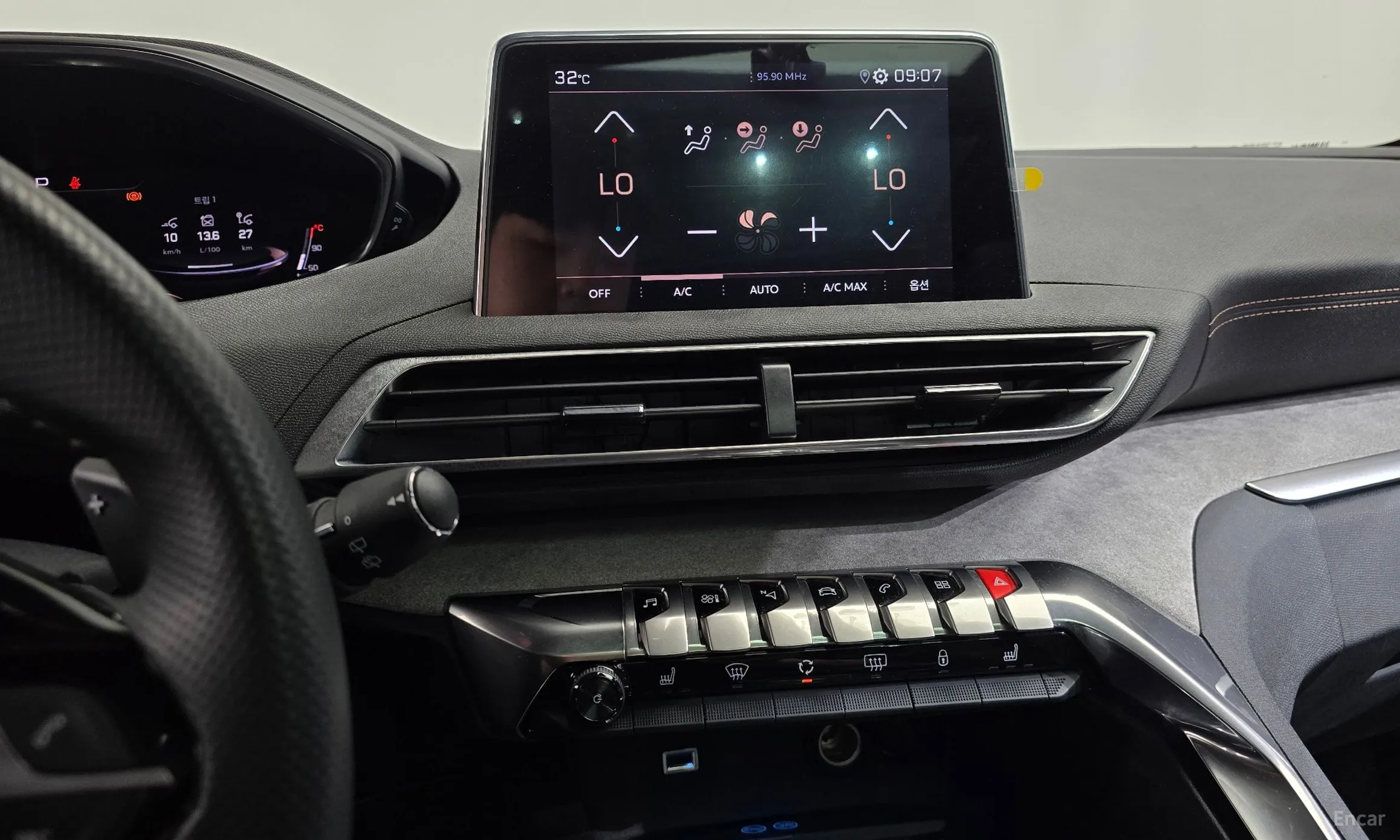 Peugeot 5008 2nd generation превью 13