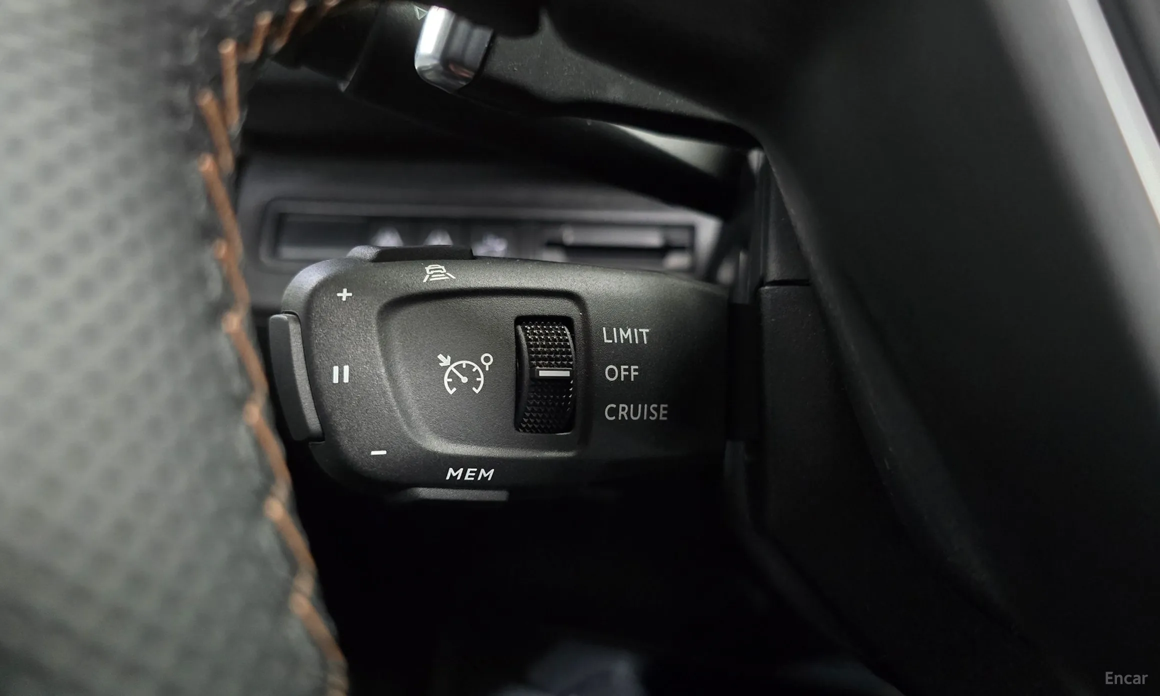 Peugeot 5008 2nd generation превью 20
