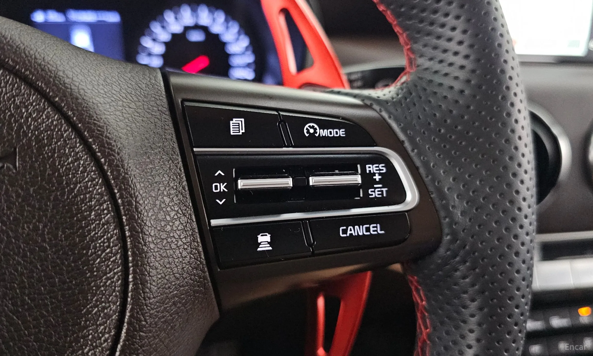 Kia Stinger превью 17