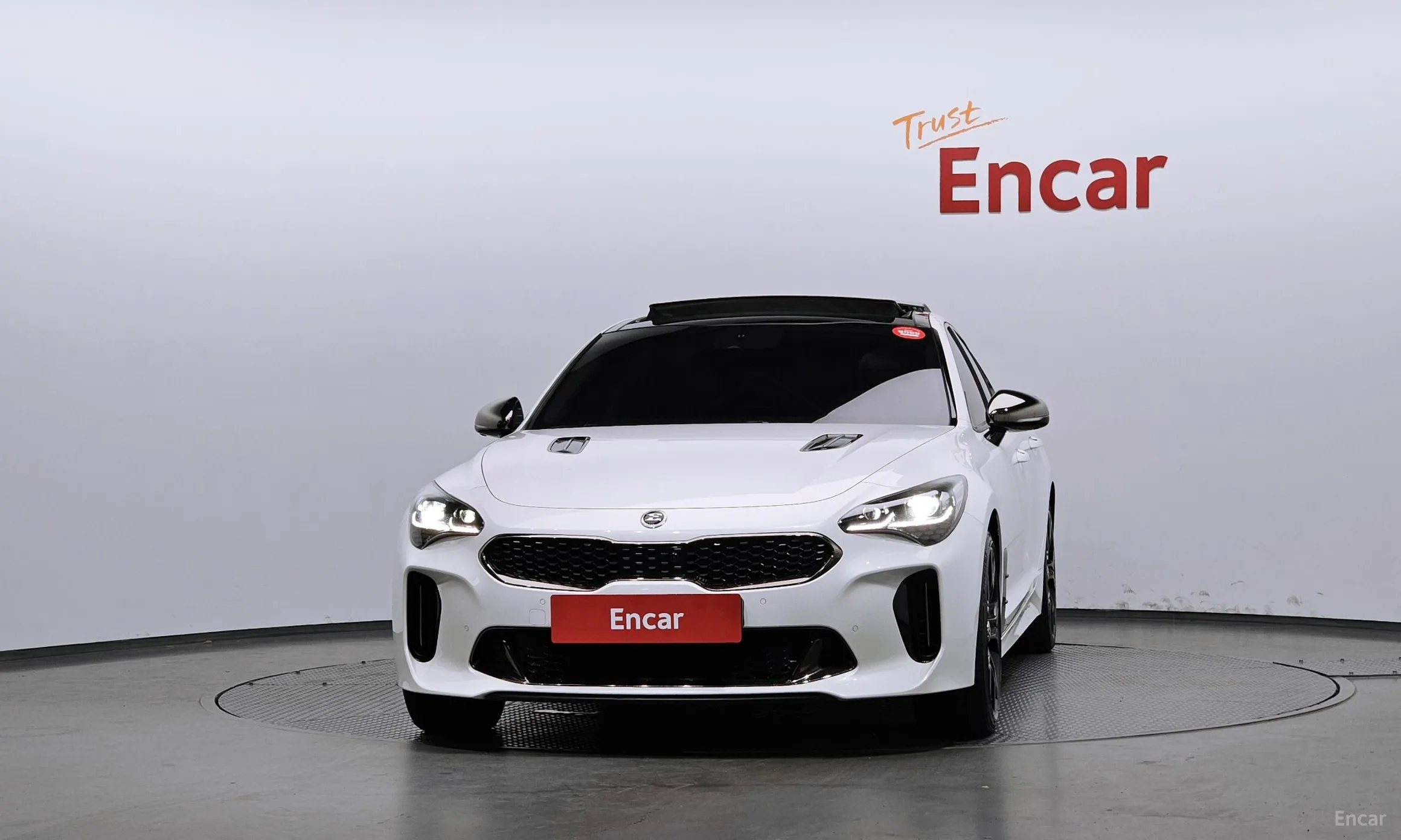 Kia Stinger превью 3