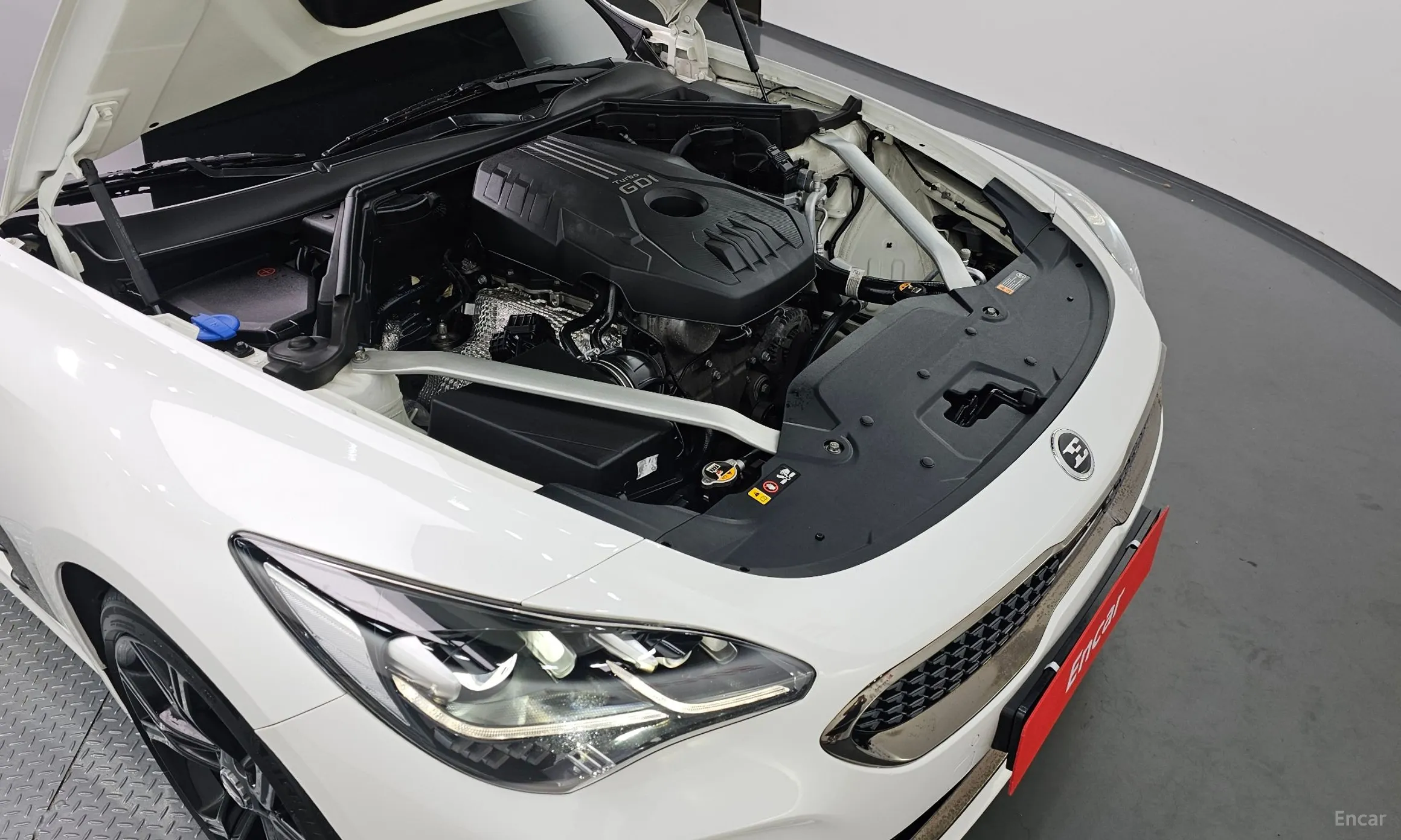Kia Stinger превью 6