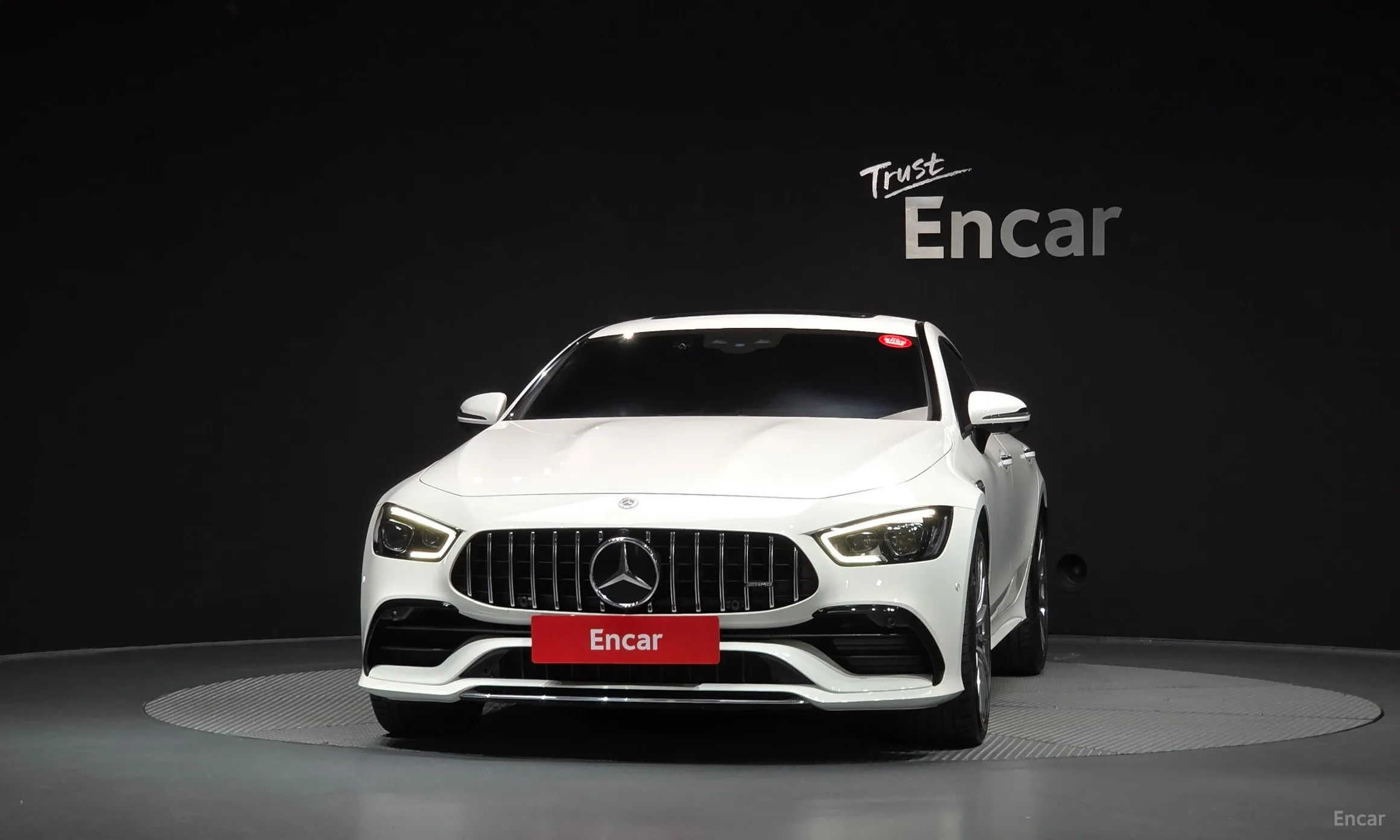 Mercedes Benz AMG GT превью 3