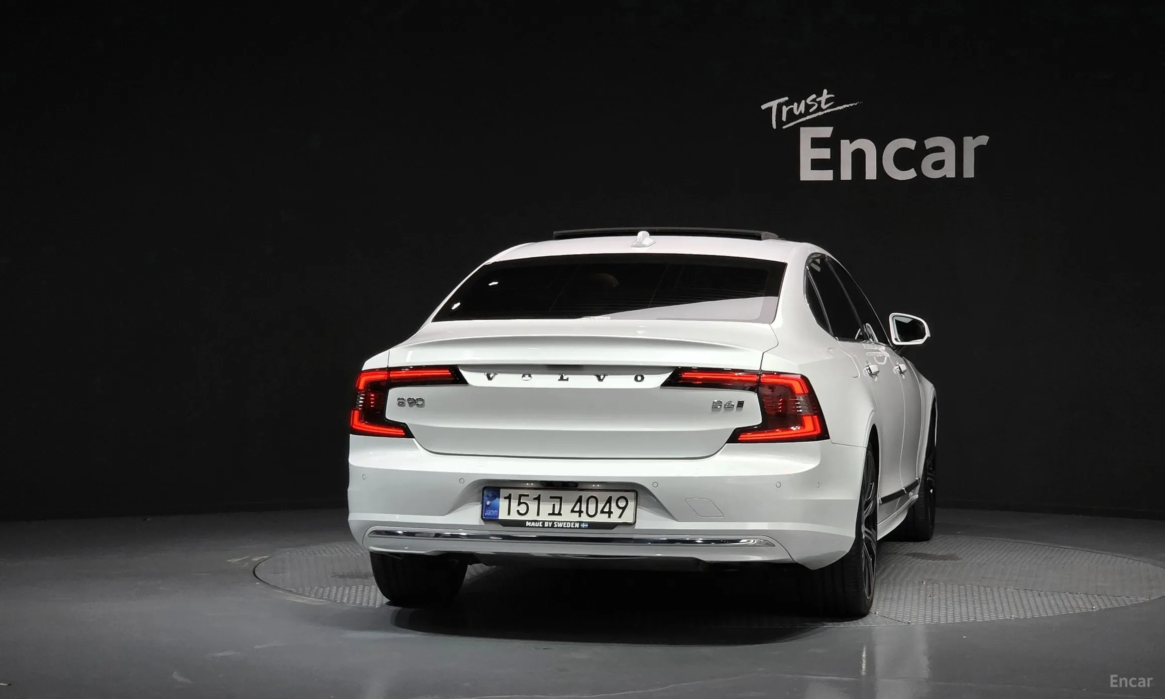 Volvo S90 превью 4