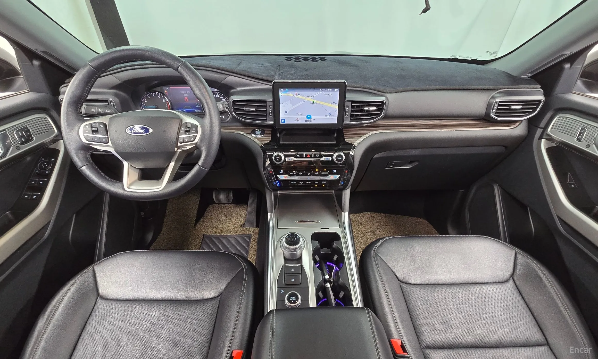 Ford Explorer 6th Generation превью 7