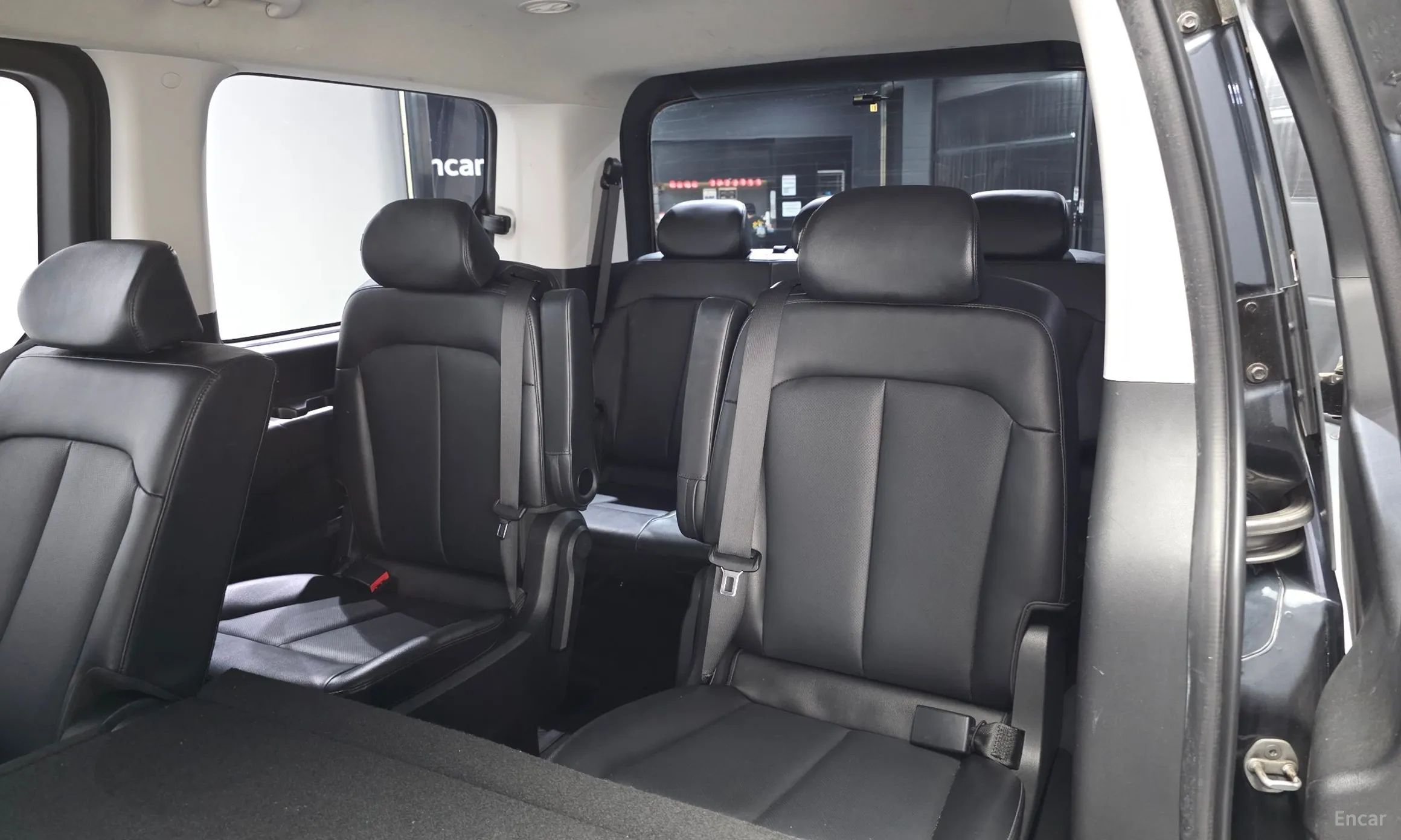 Hyundai Staria превью 13