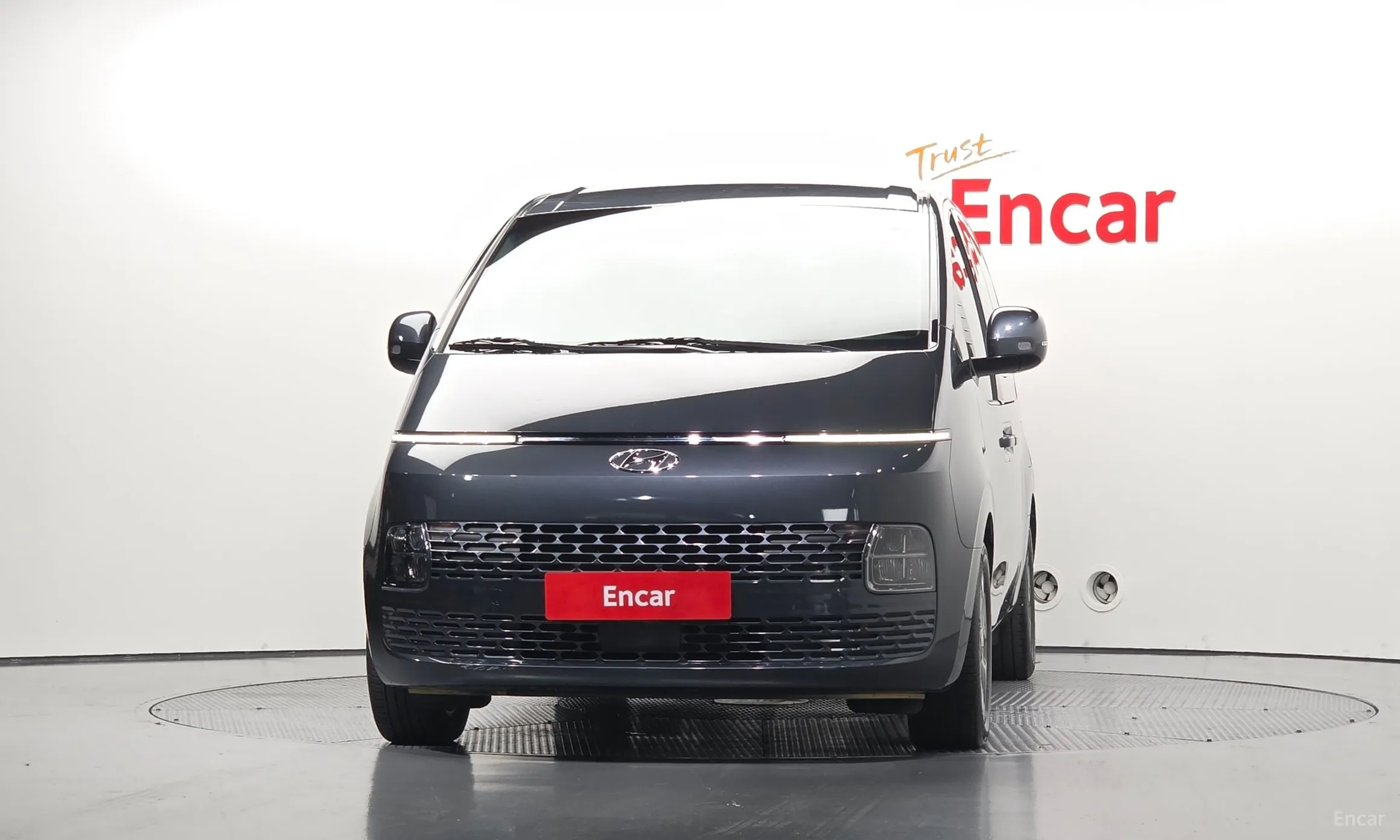Hyundai Staria превью 3