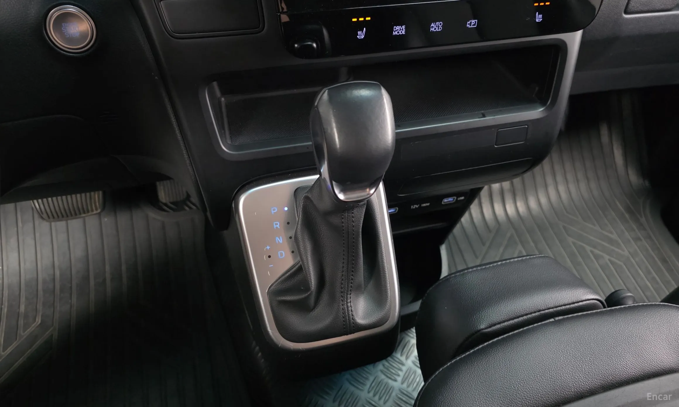 Hyundai Staria превью 9