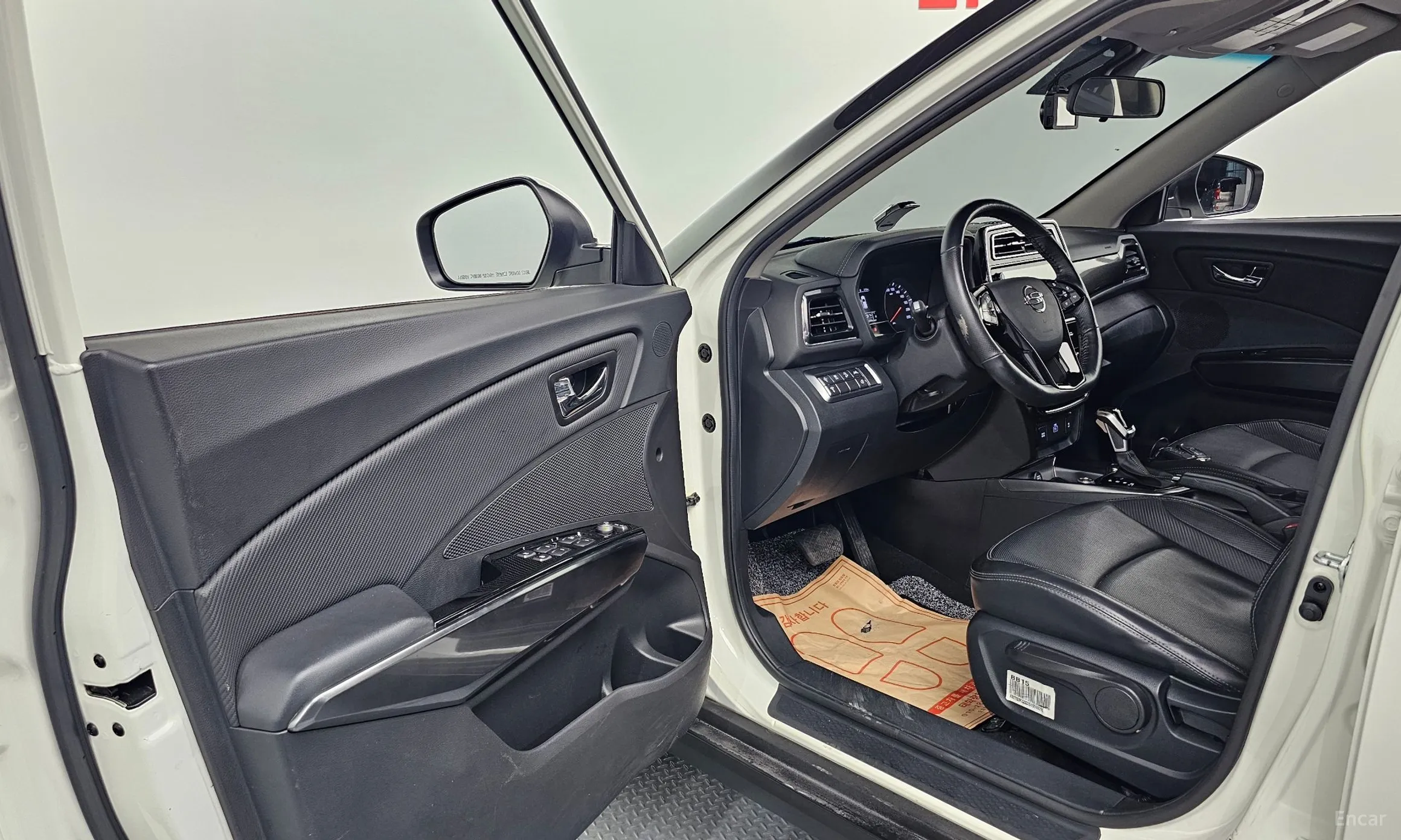 KG Mobility (SsangYong) Berry New Tivoli превью 10