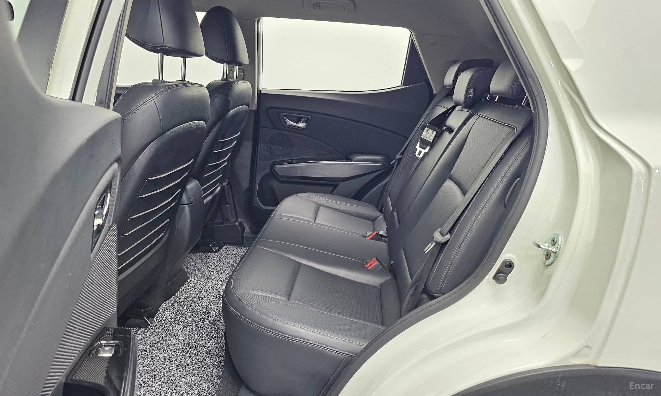 KG Mobility (SsangYong) Berry New Tivoli превью 11