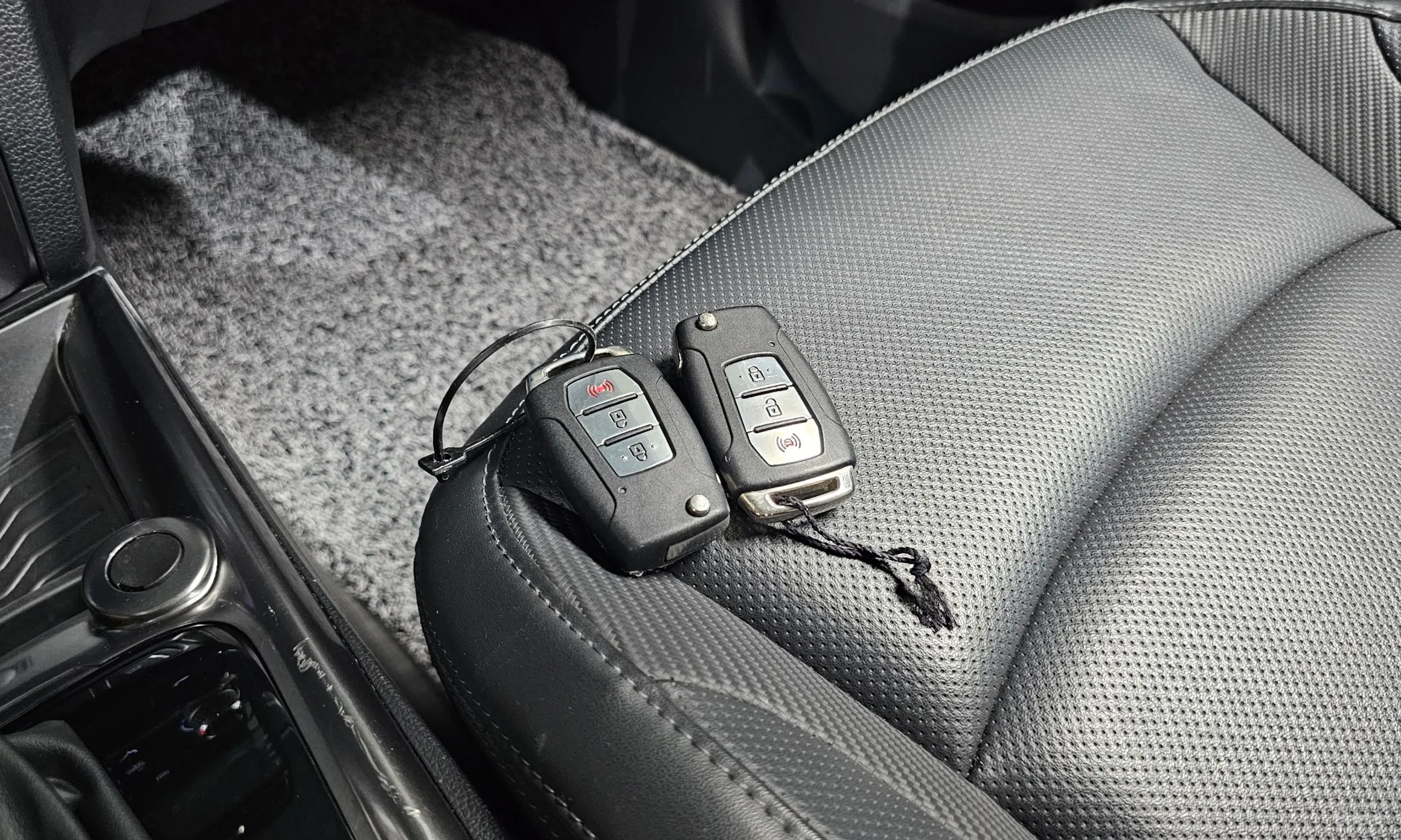 KG Mobility (SsangYong) Berry New Tivoli превью 15