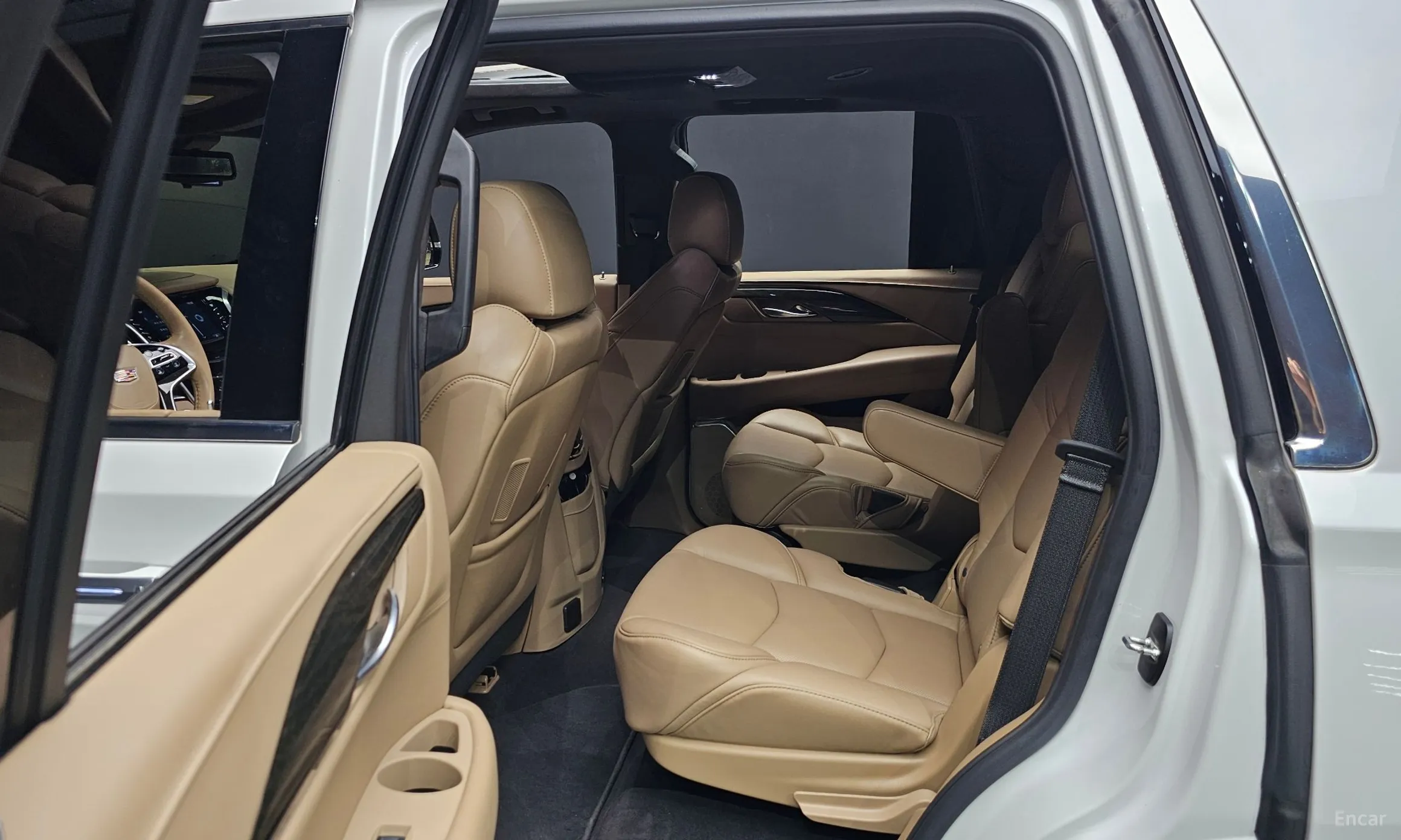 Cadillac Escalade превью 12