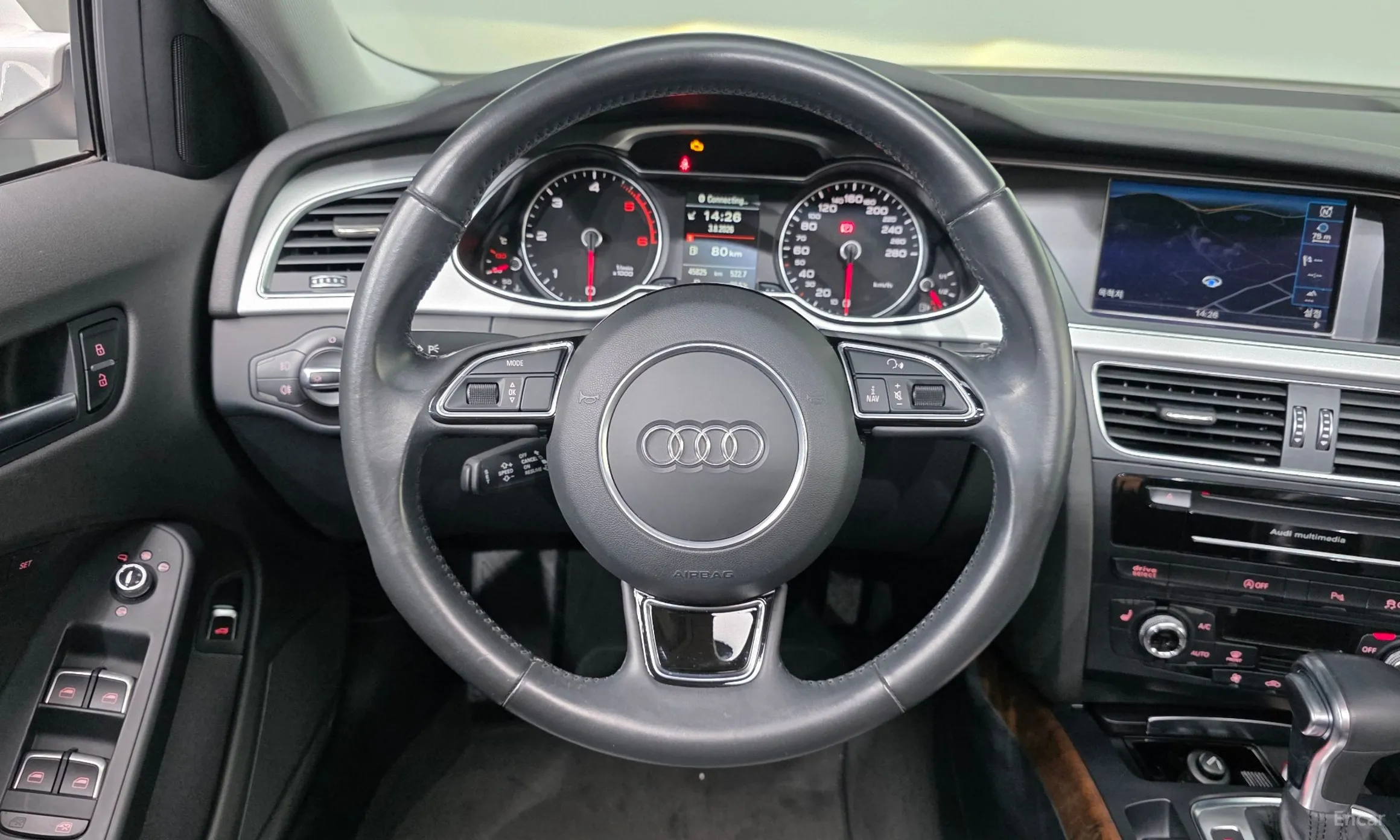 Audi New A4 превью 13