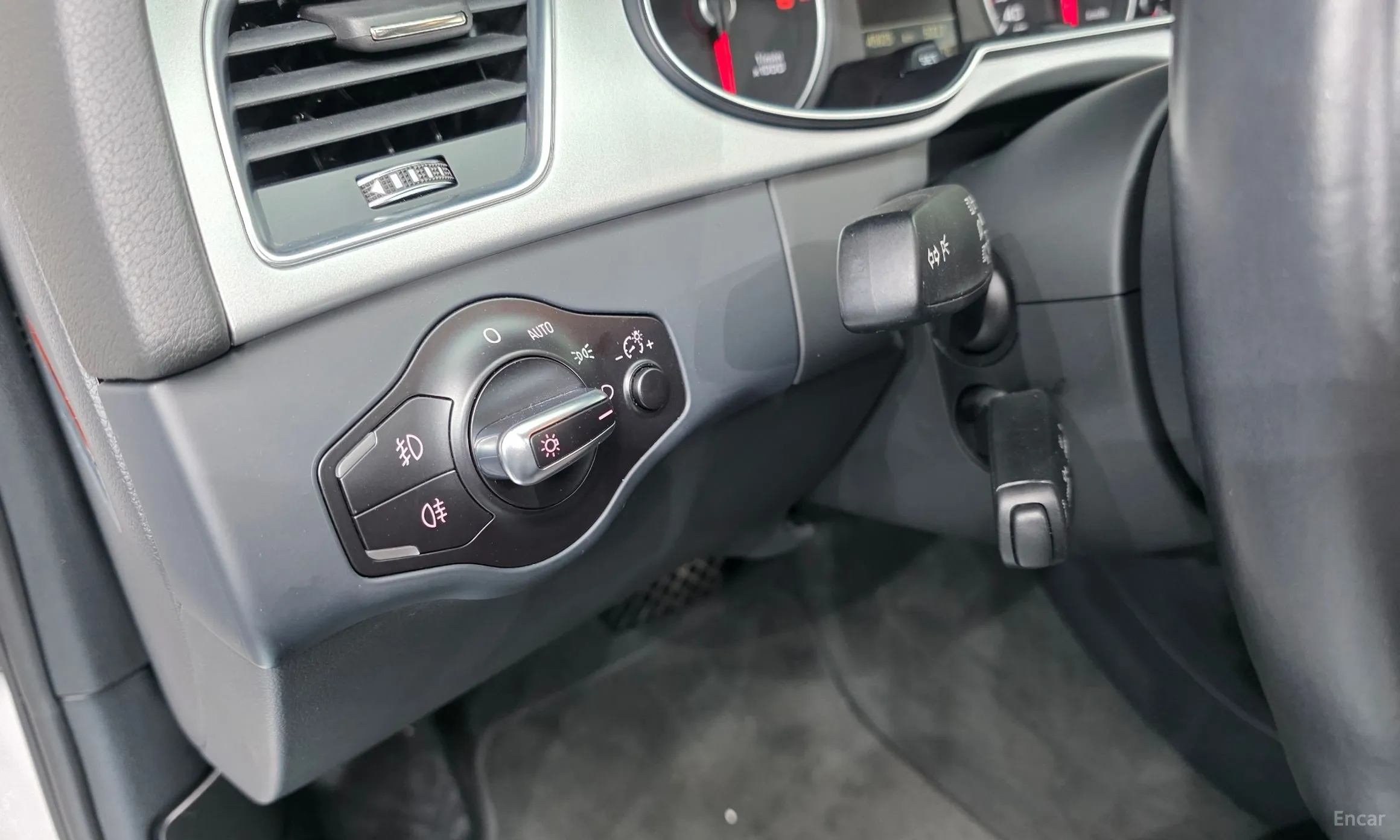Audi New A4 превью 17
