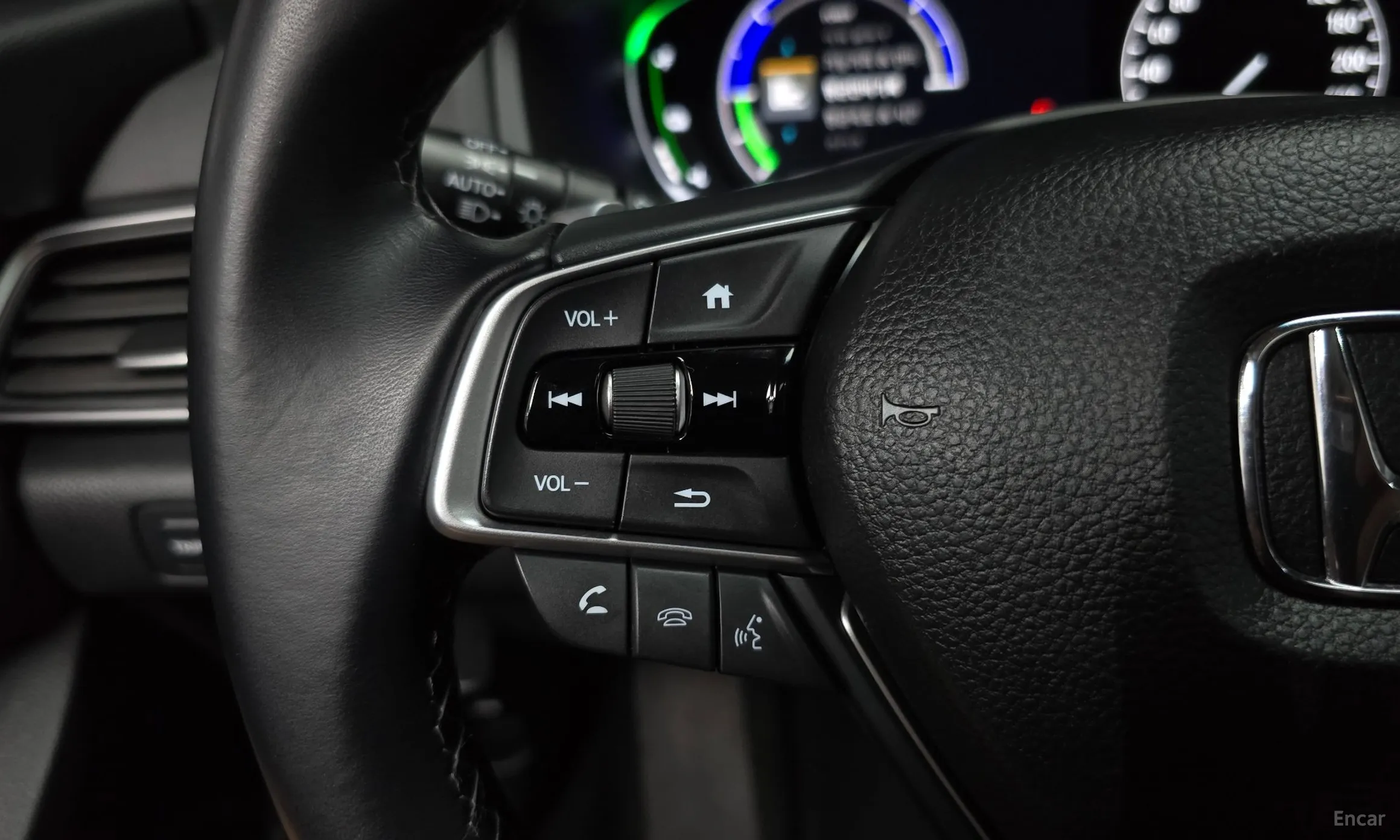 Honda Accord 10th Generation превью 16
