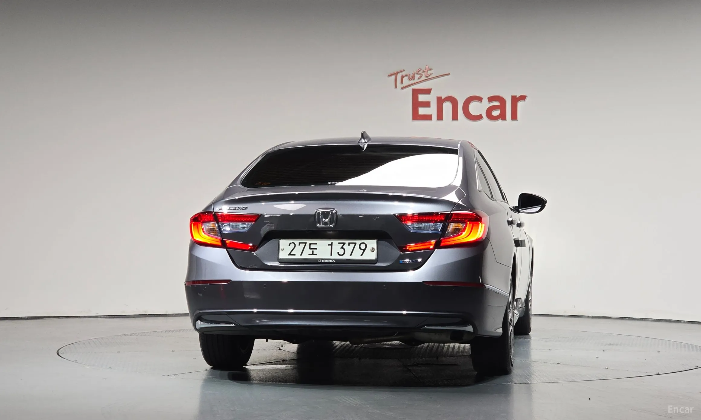Honda Accord 10th Generation превью 4