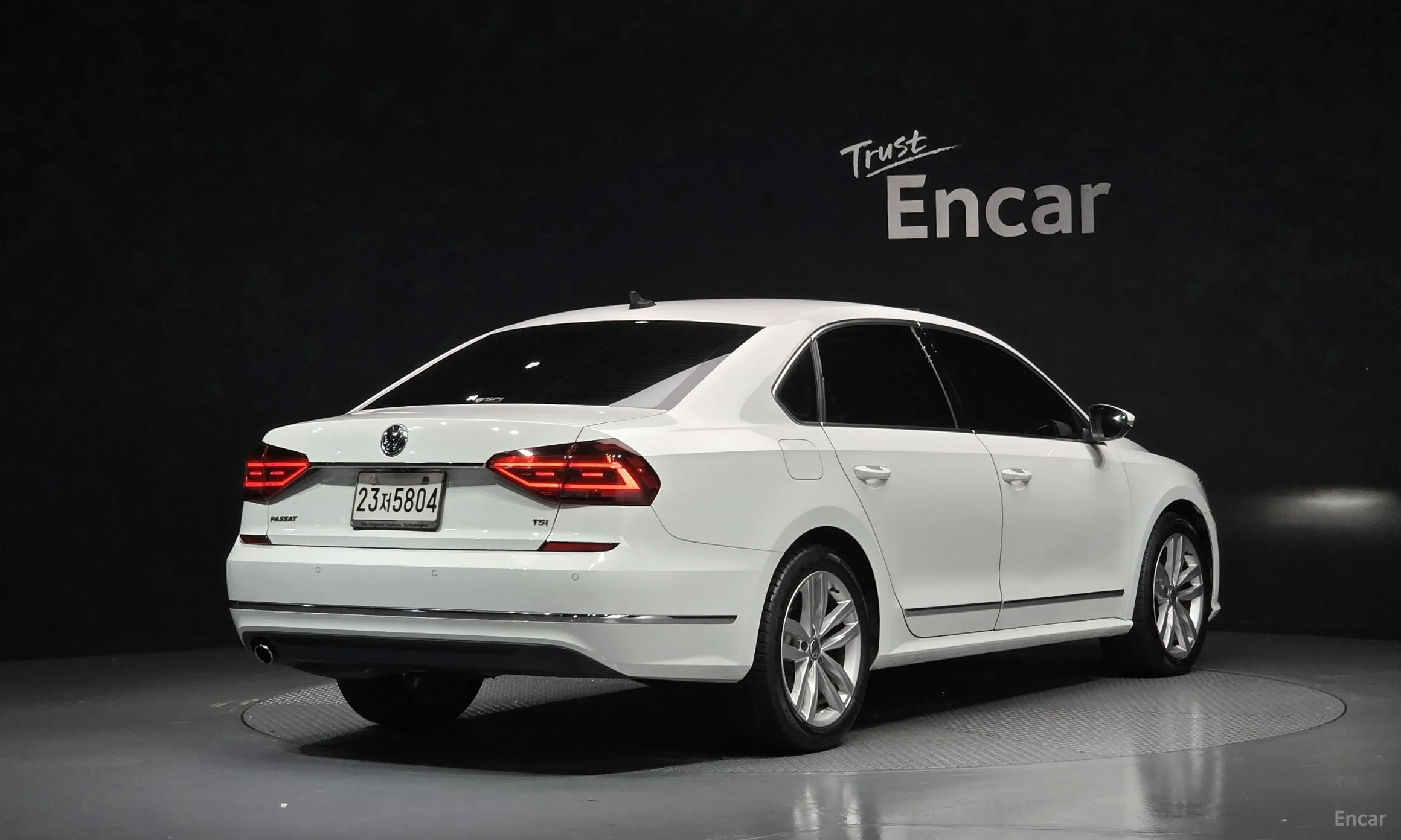 Volkswagen The New Passat превью 2