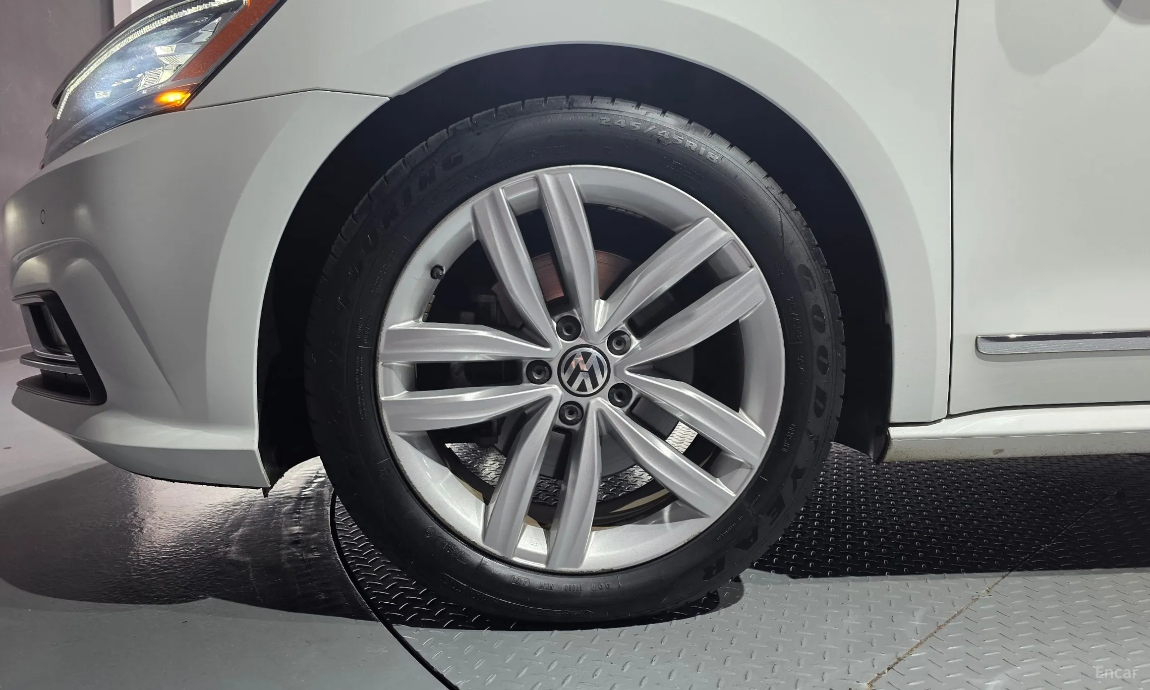 Volkswagen The New Passat превью 5