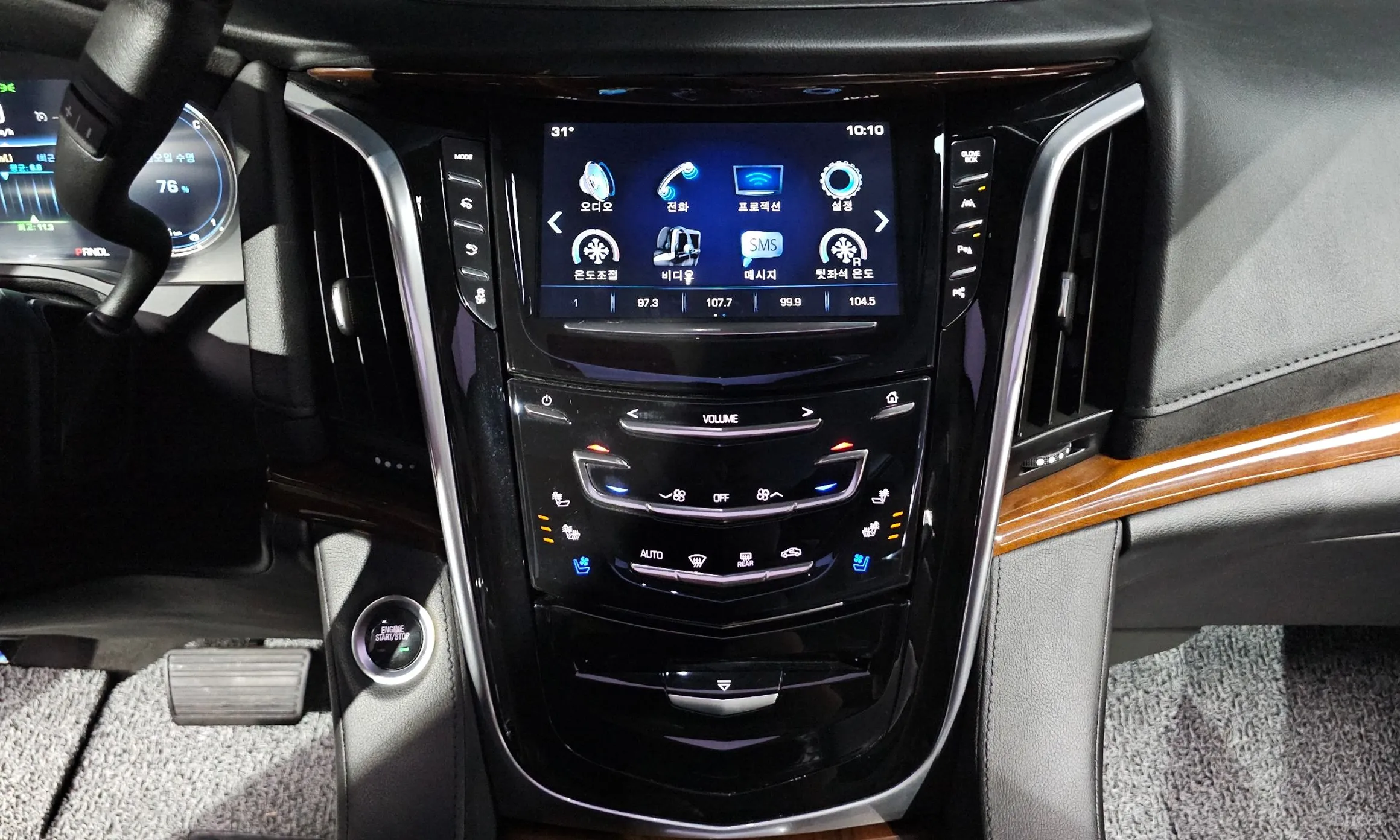 Cadillac Escalade превью 12