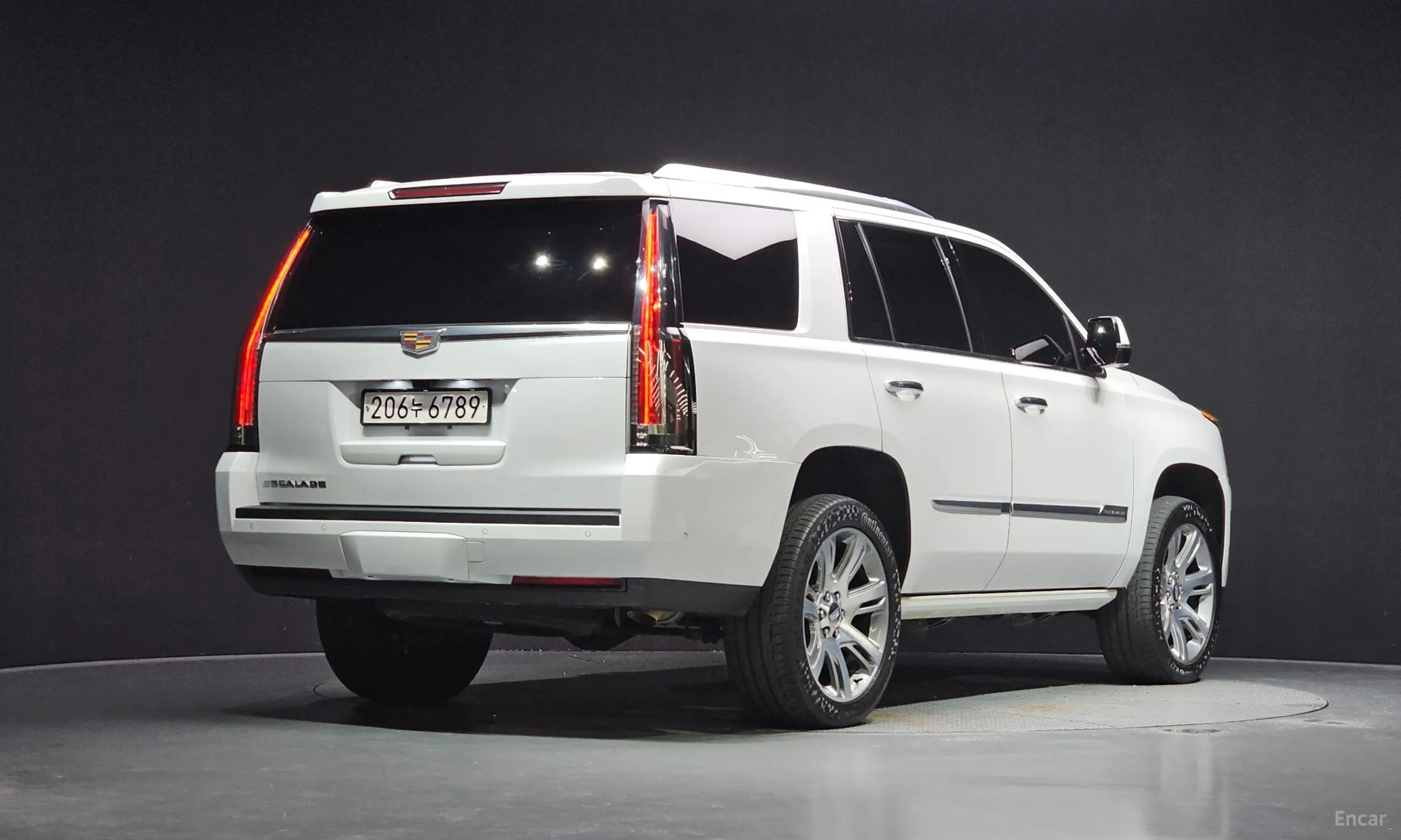 Cadillac Escalade превью 2