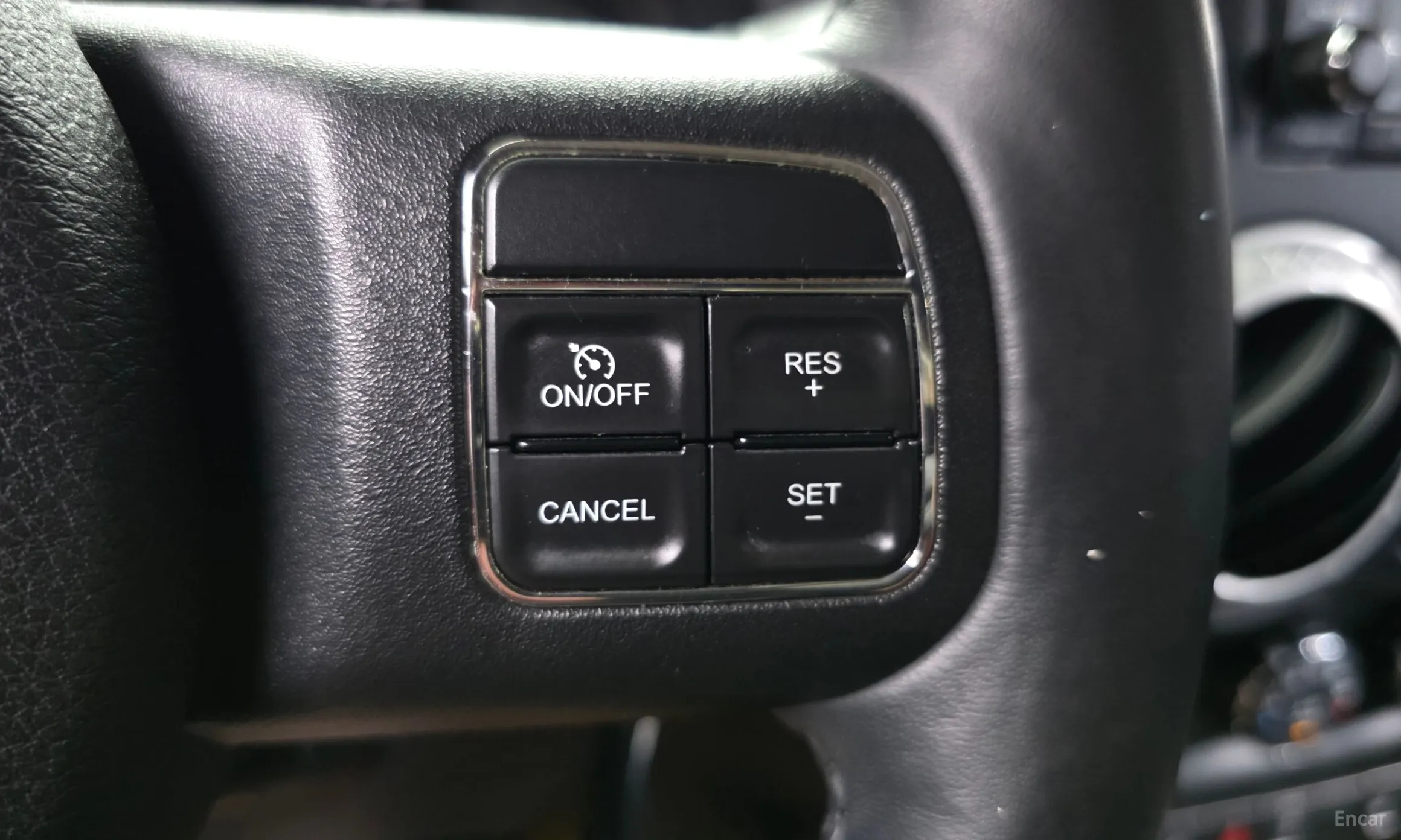 Jeep Wrangler (JK) превью 17