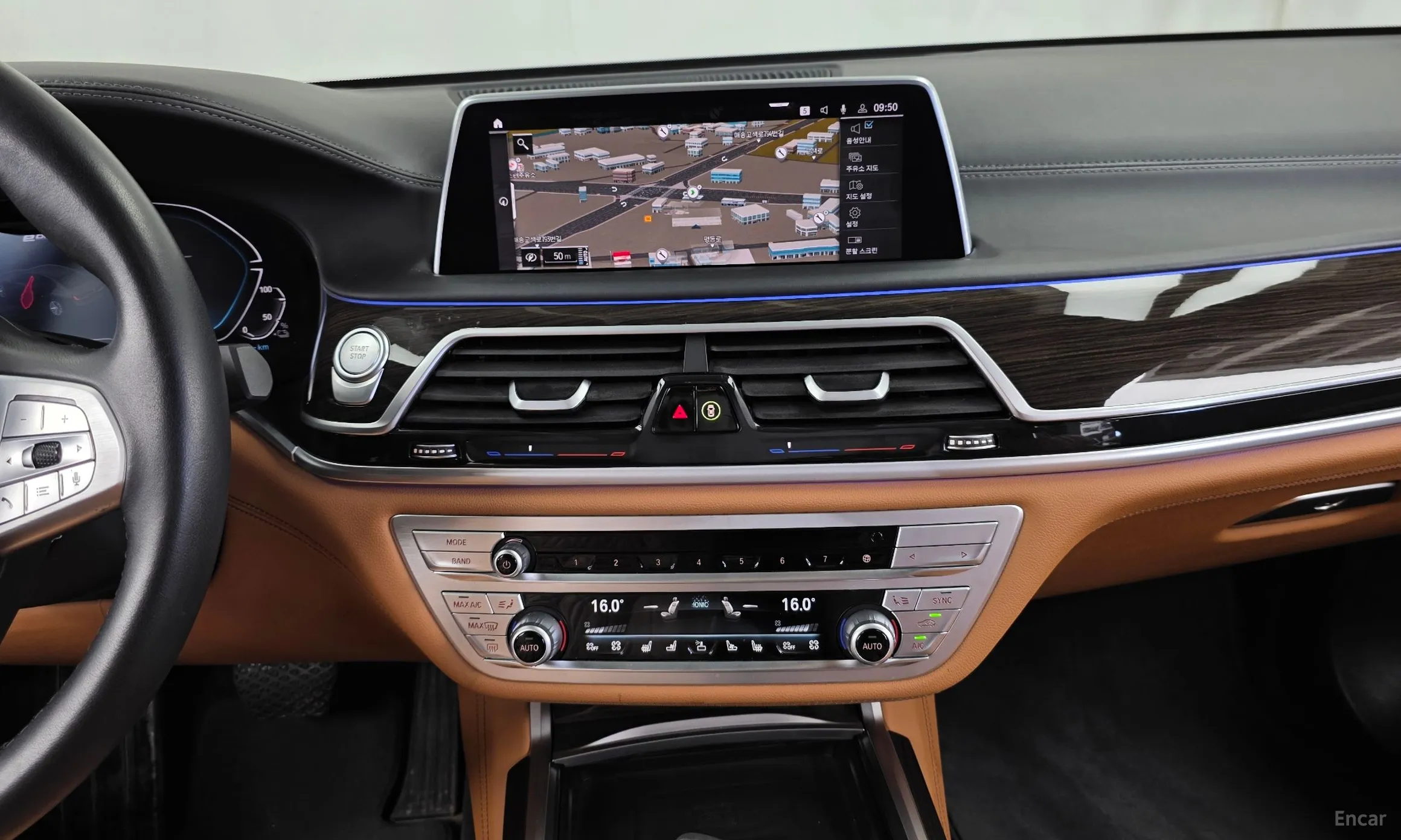 BMW 7 Series (G11) превью 14