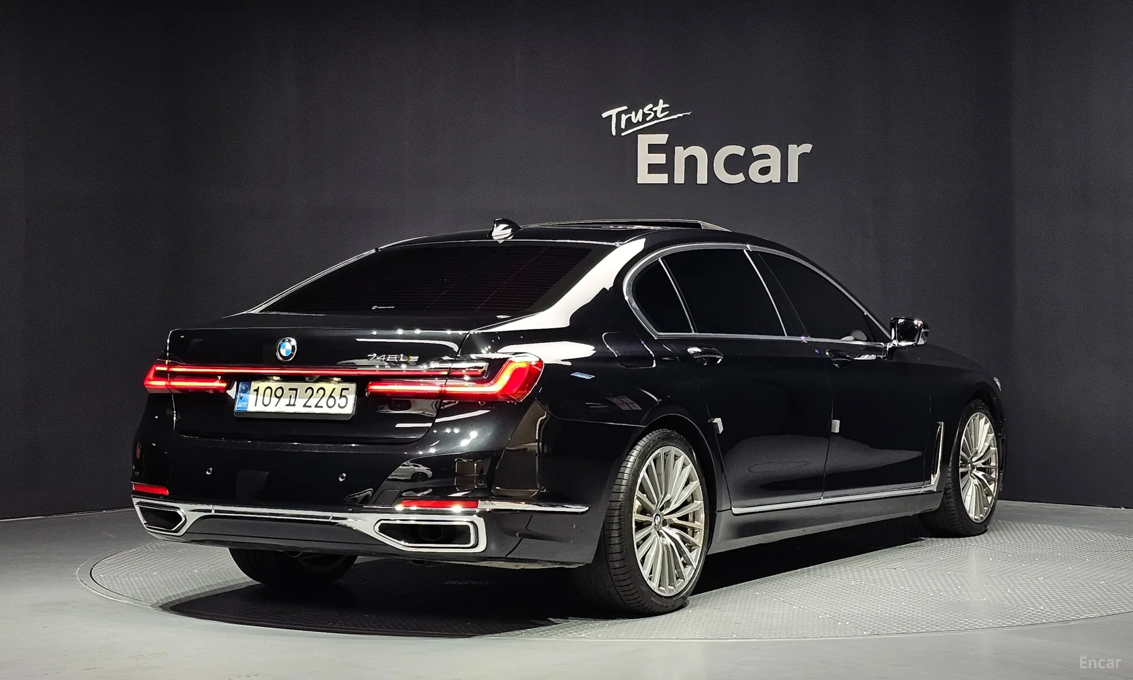 BMW 7 Series (G11)
