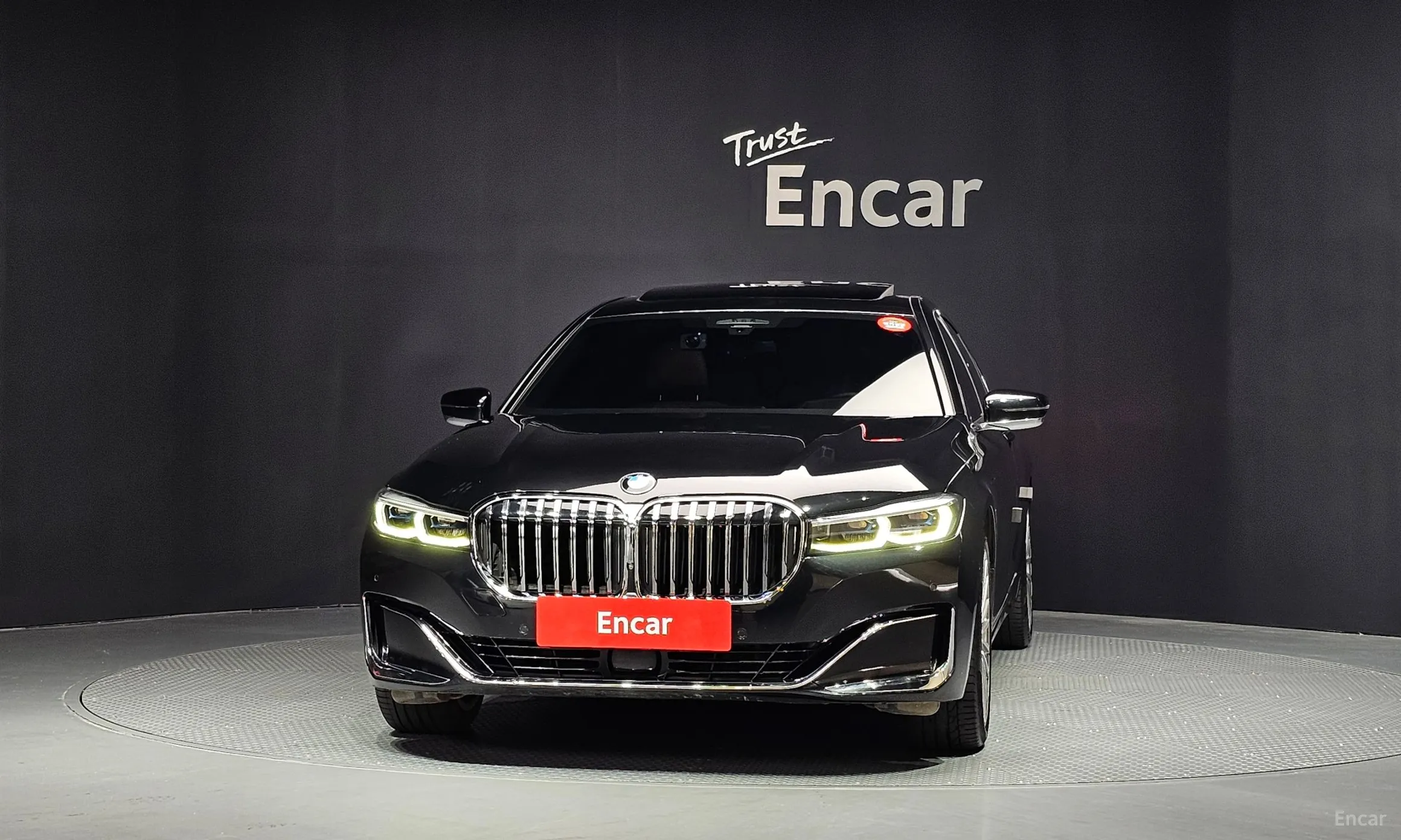 BMW 7 Series (G11) превью 3
