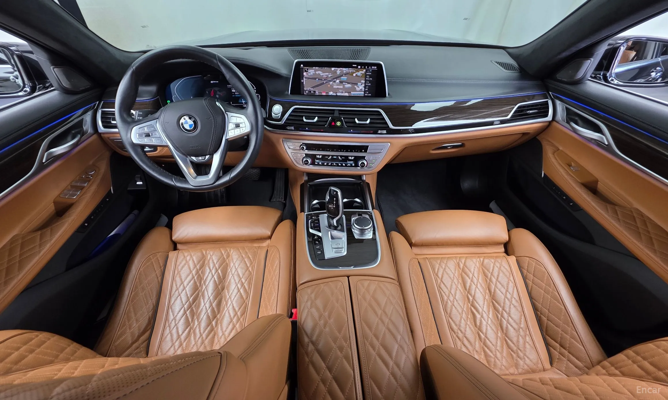 BMW 7 Series (G11) превью 7