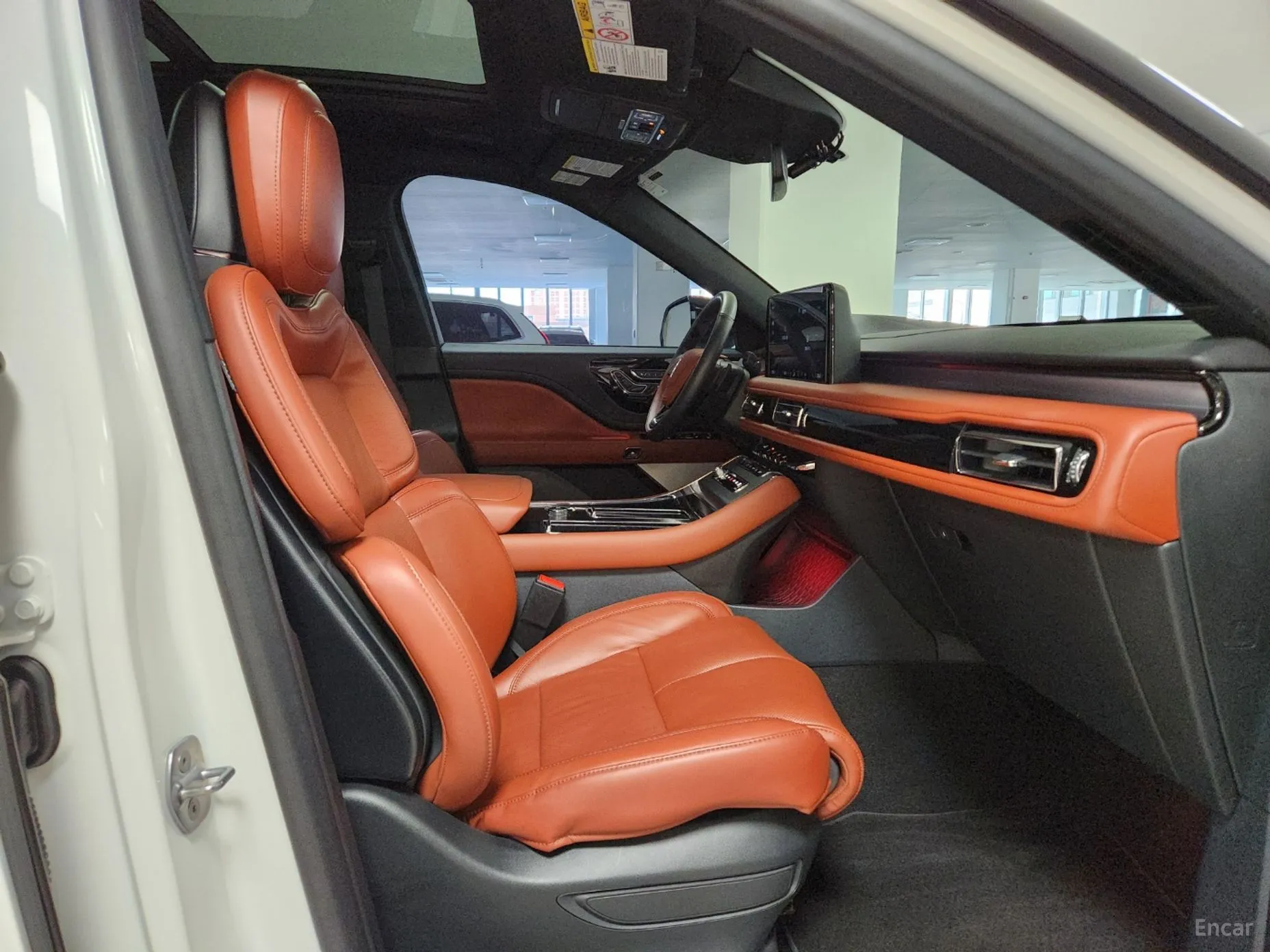 Lincoln Aviator 2nd Generation превью 12