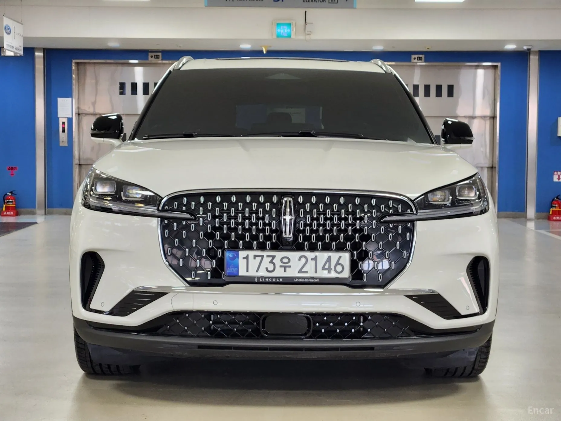 Lincoln Aviator 2nd Generation превью 3