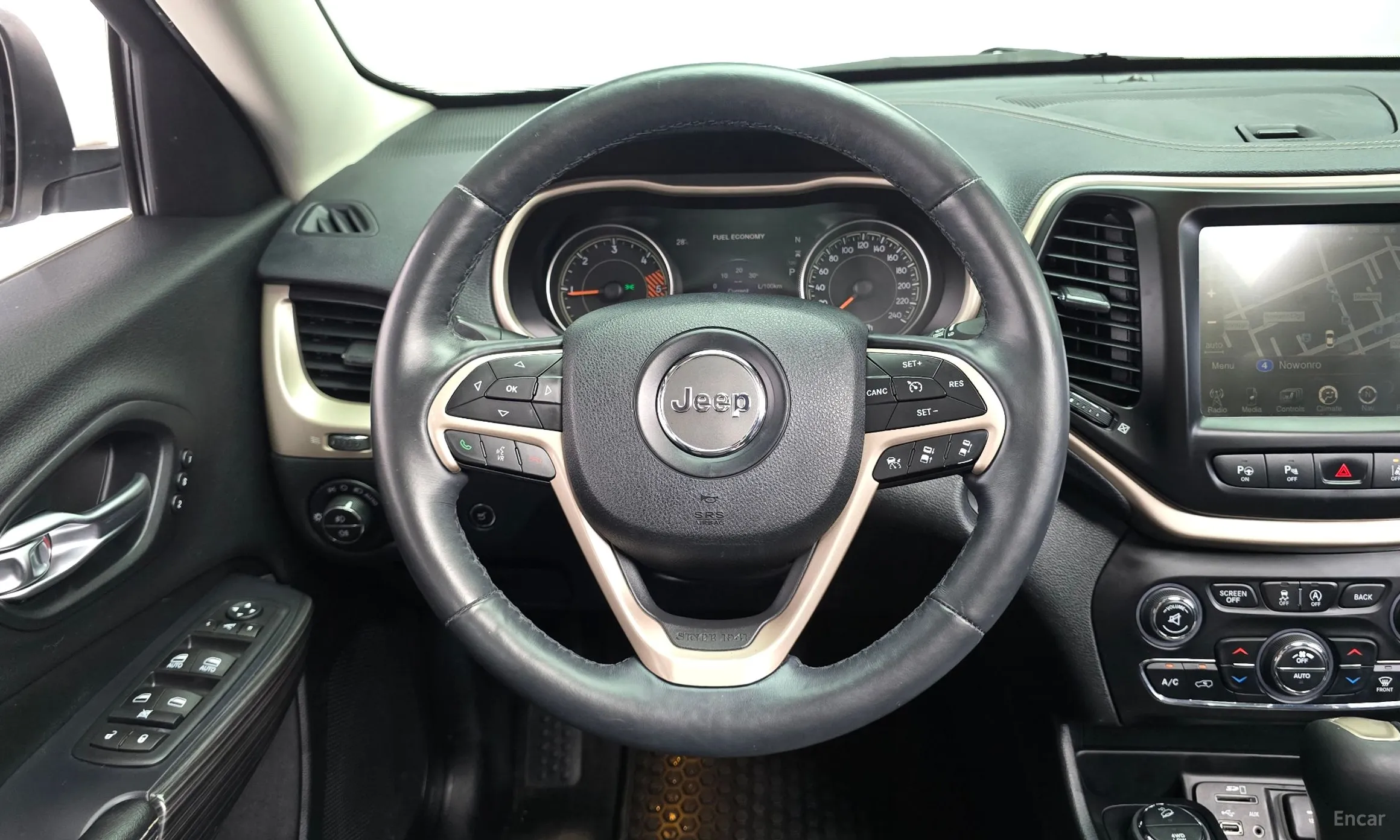 Jeep Cherokee (KL) превью 12
