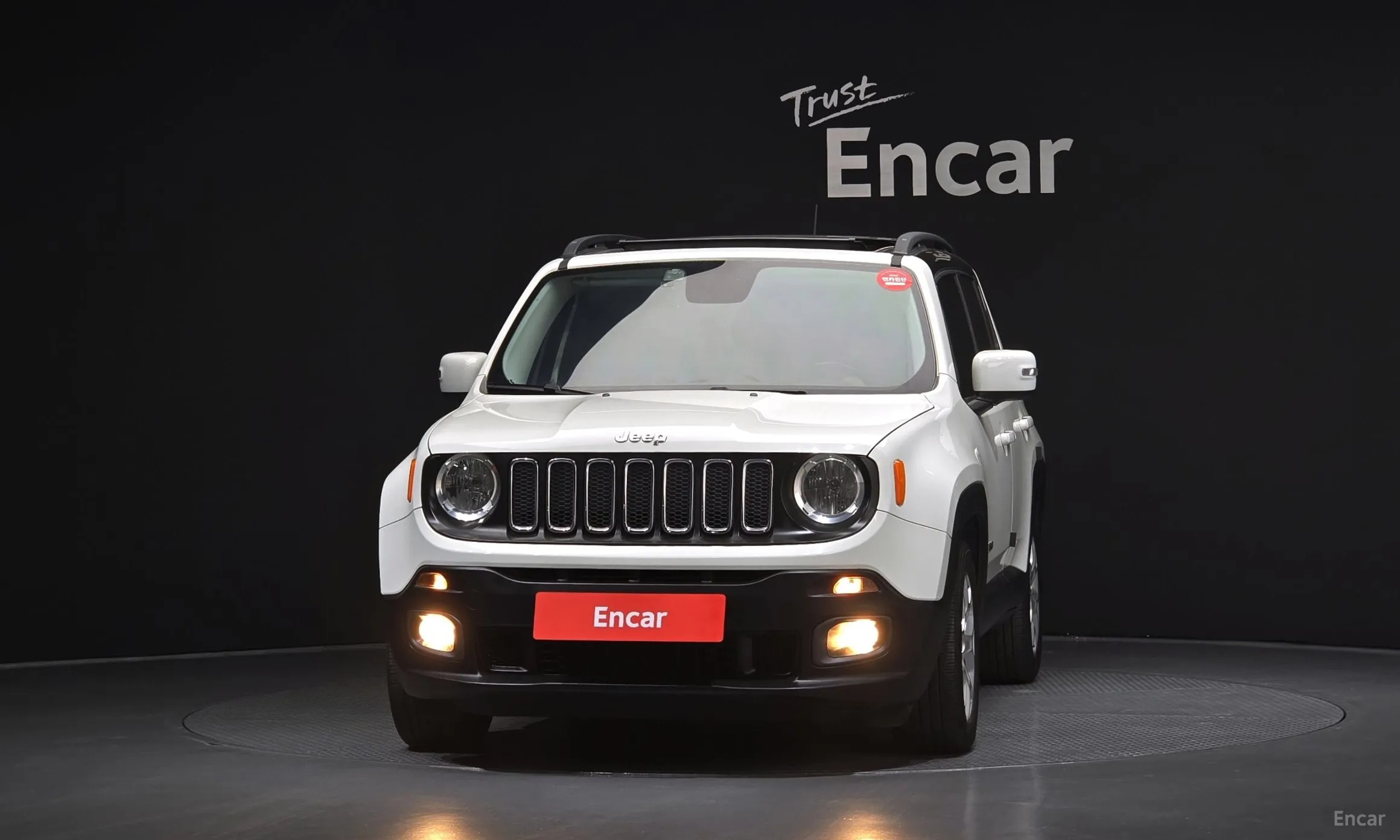Jeep Renegade превью 3