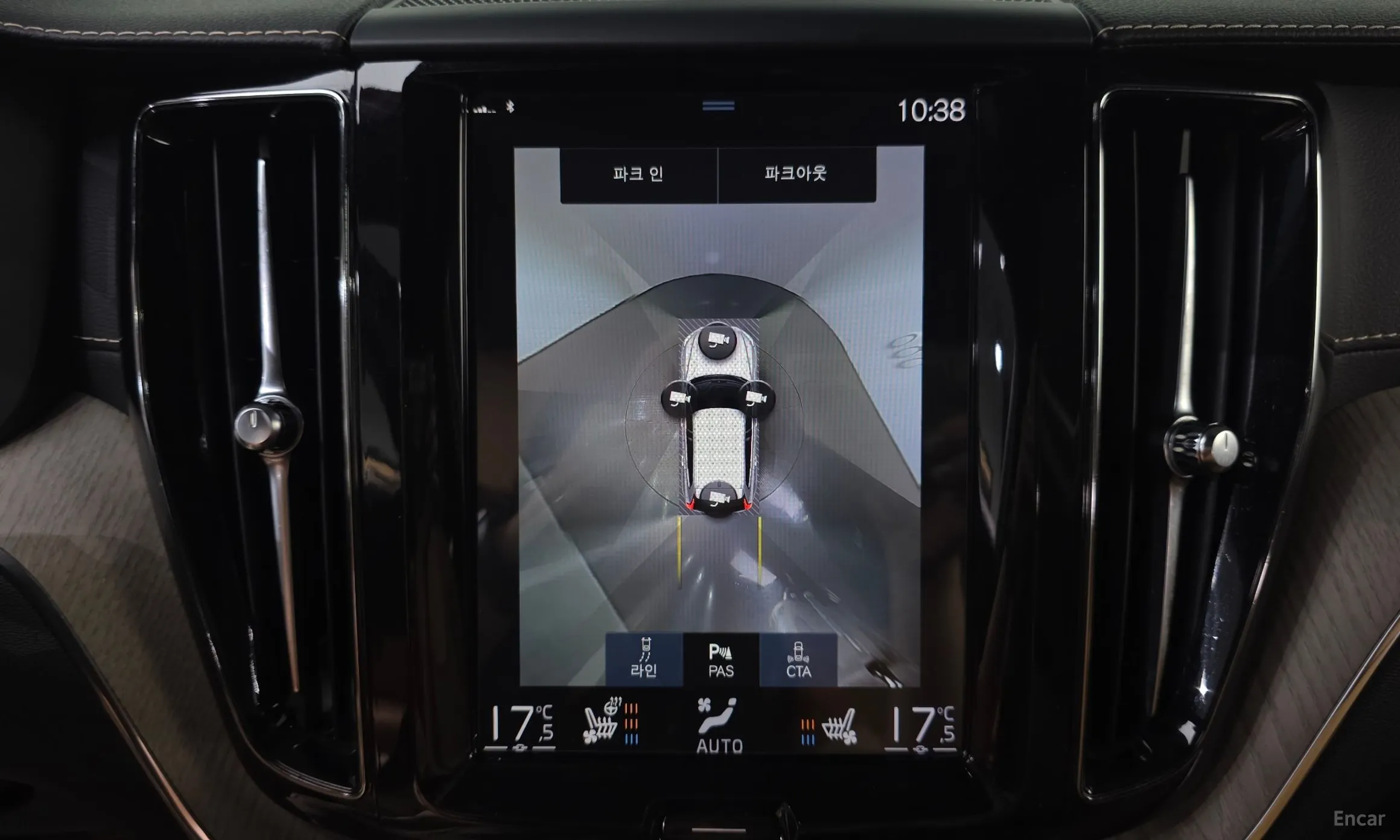 Volvo XC60 Gen 2 превью 14